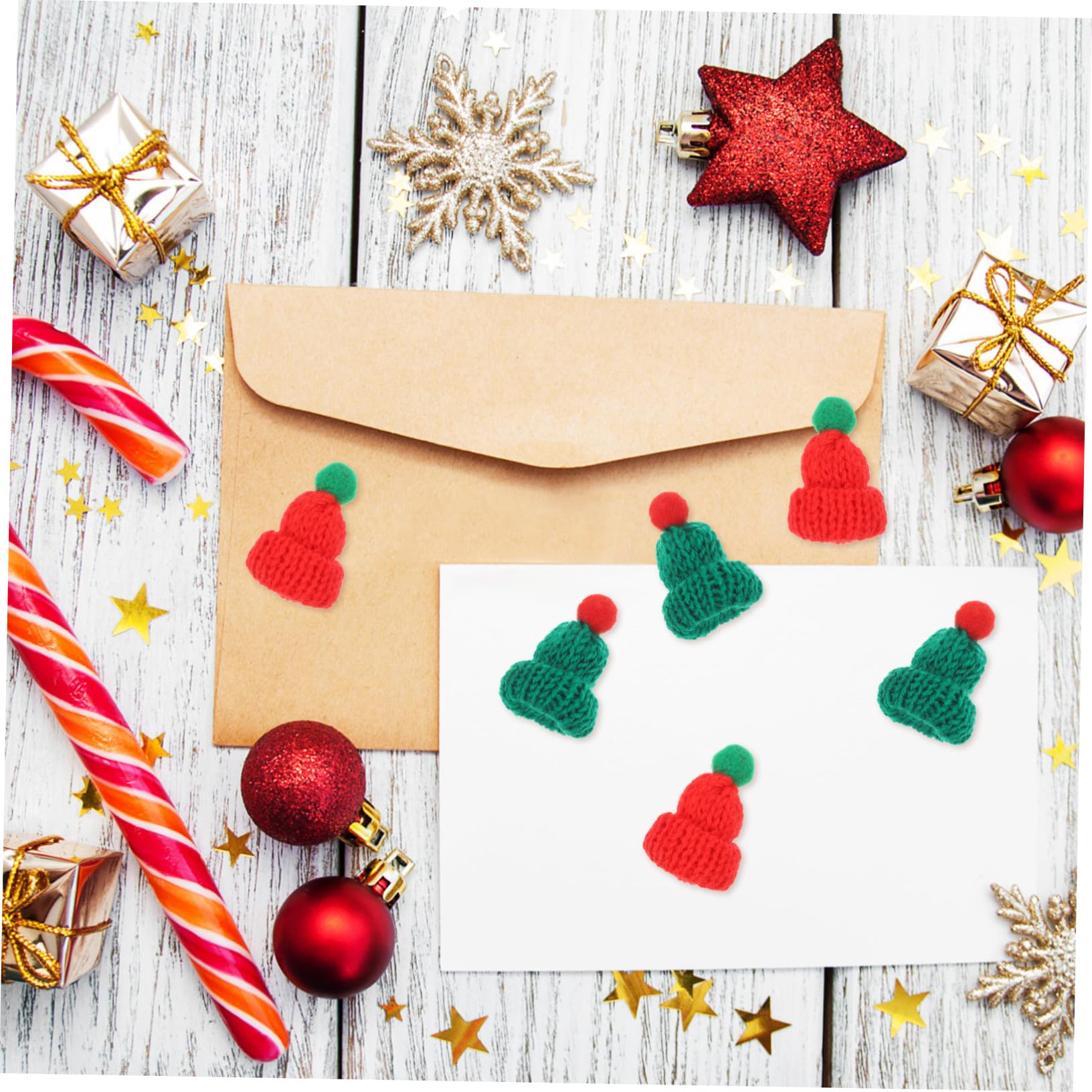 20 Pièces Lot de Bonnets de Noël Tricotés pour Décoration Festive Accessoires DIY pour Bouteilles de Sapins et Créations Artisanales Rouge et Vert