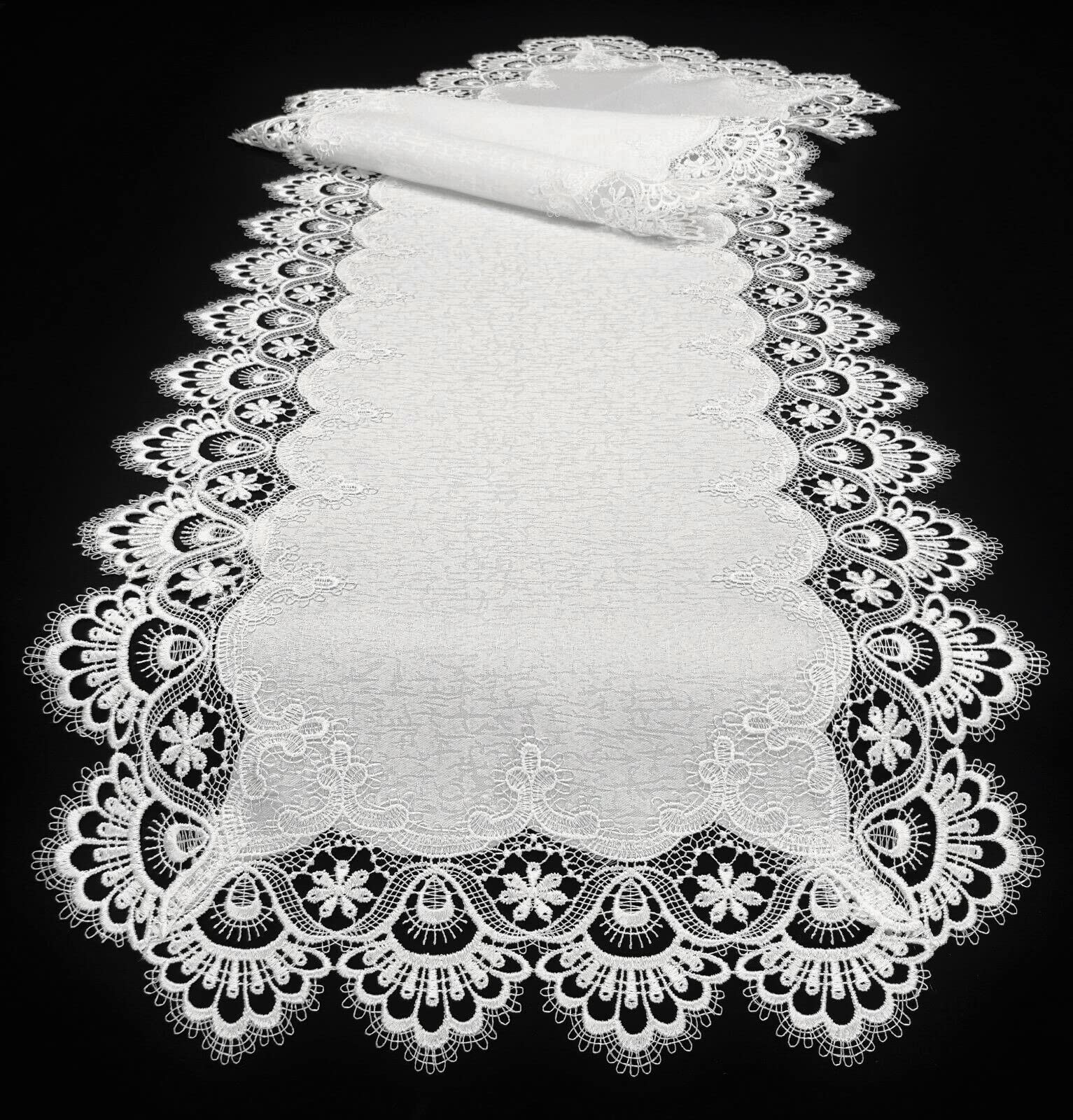 Couverture en dentelle vieux blanc #8139, chemin de table (carré de 30x70cm