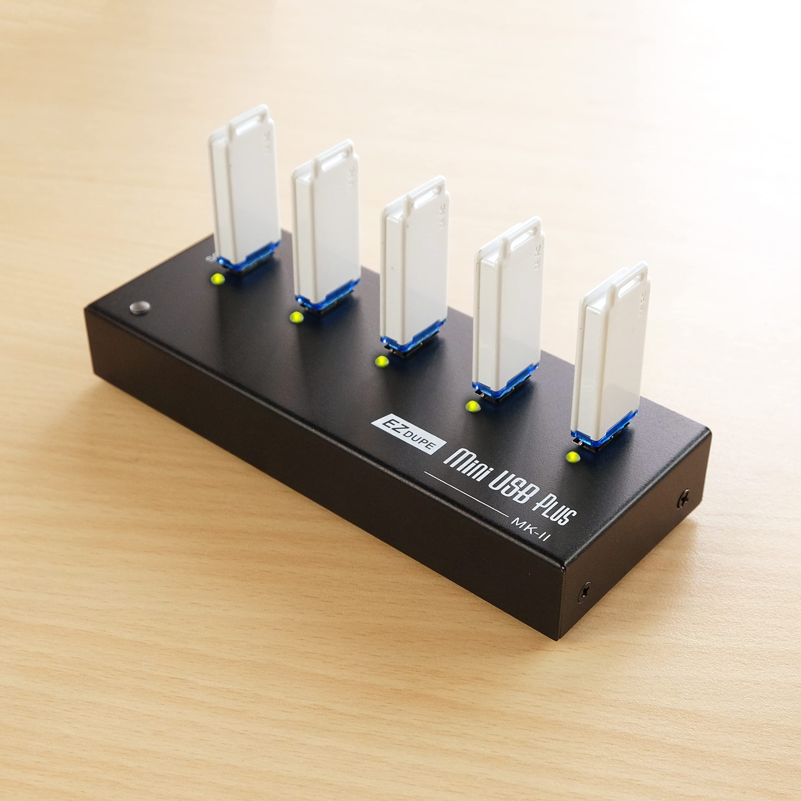 EZ DUPE 1:4 USB-Duplizierer – Selbständiger Flash-Speicher-Kopierer (Mini USB Plus MK2)