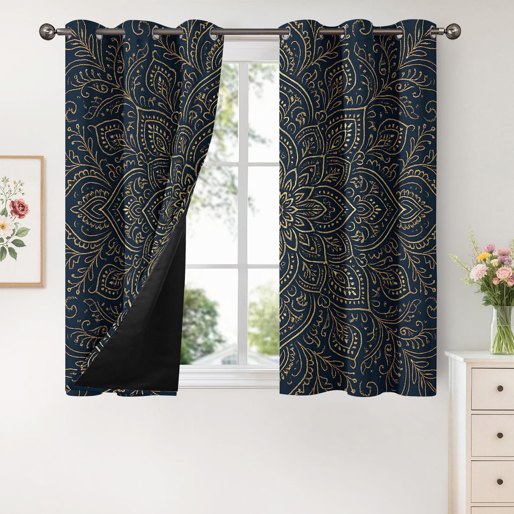 Generisch Mandala Vorhänge Blickdicht, 137 cm Lang, Böhmen Marineblau Ethno Thermo Gardinen mit Ösen, Wohnzimmer Schlafzimmer Deko Blackout Curtains H 137 x B 117, 2 Stück FQ228