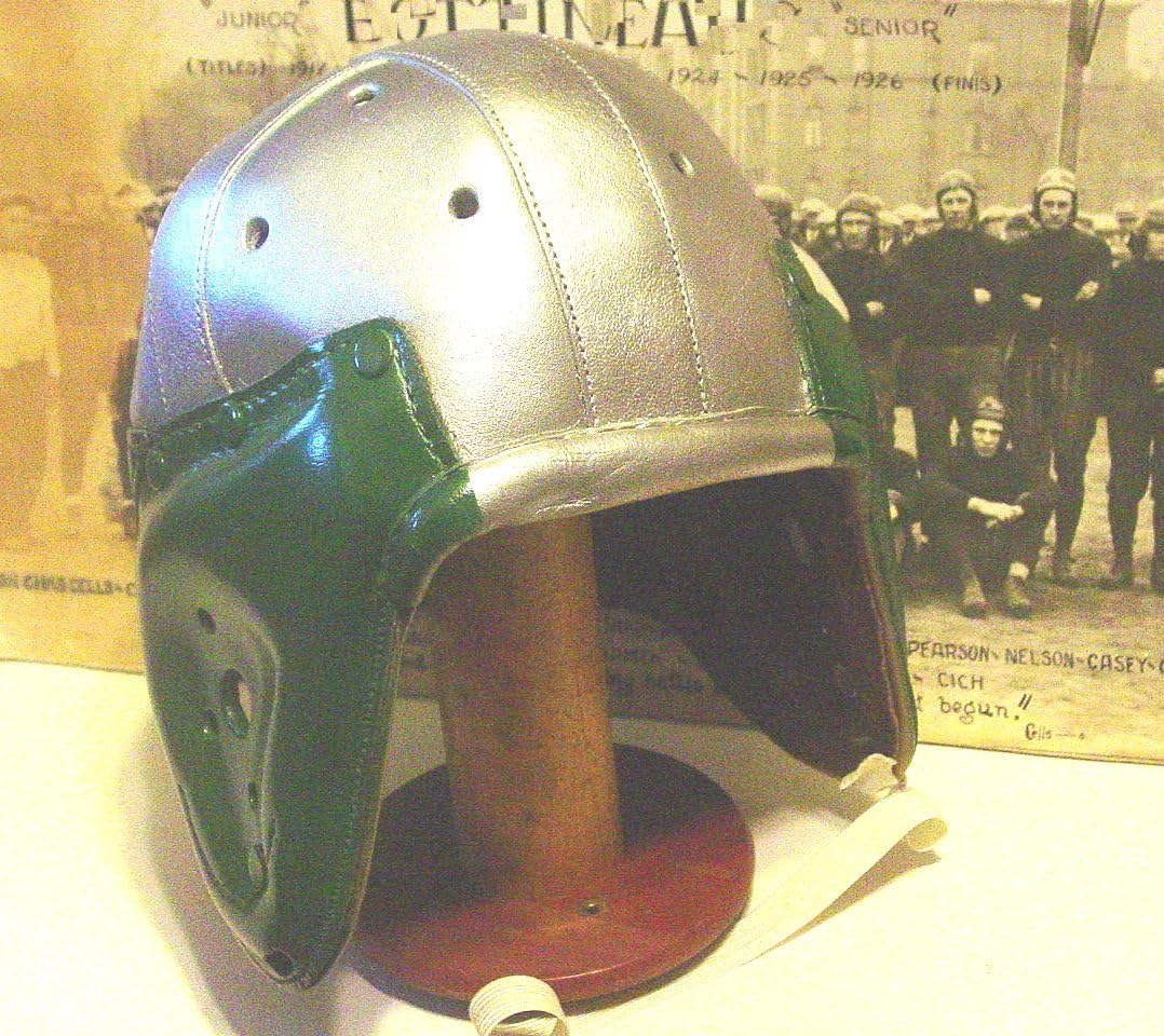 Men's 1940s Philadelphia Pro Leather Football Helmet