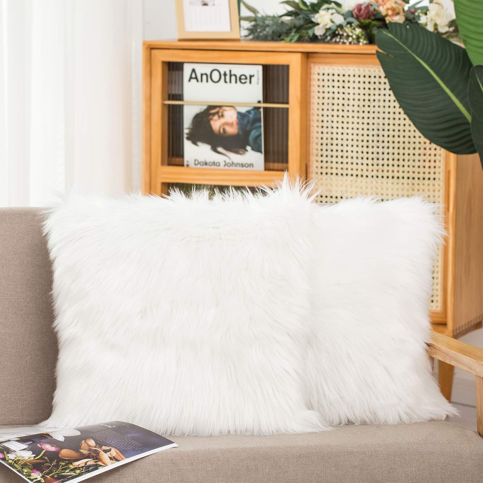 Set of 2 Decorative Faux Fur Throw Pillow Covers, White Fluffy Soft Fuzzy Square Cushion Cover Pillow Case for Sofa, Couch, Chair, Bed, Cafe, 18 x 18 Inches