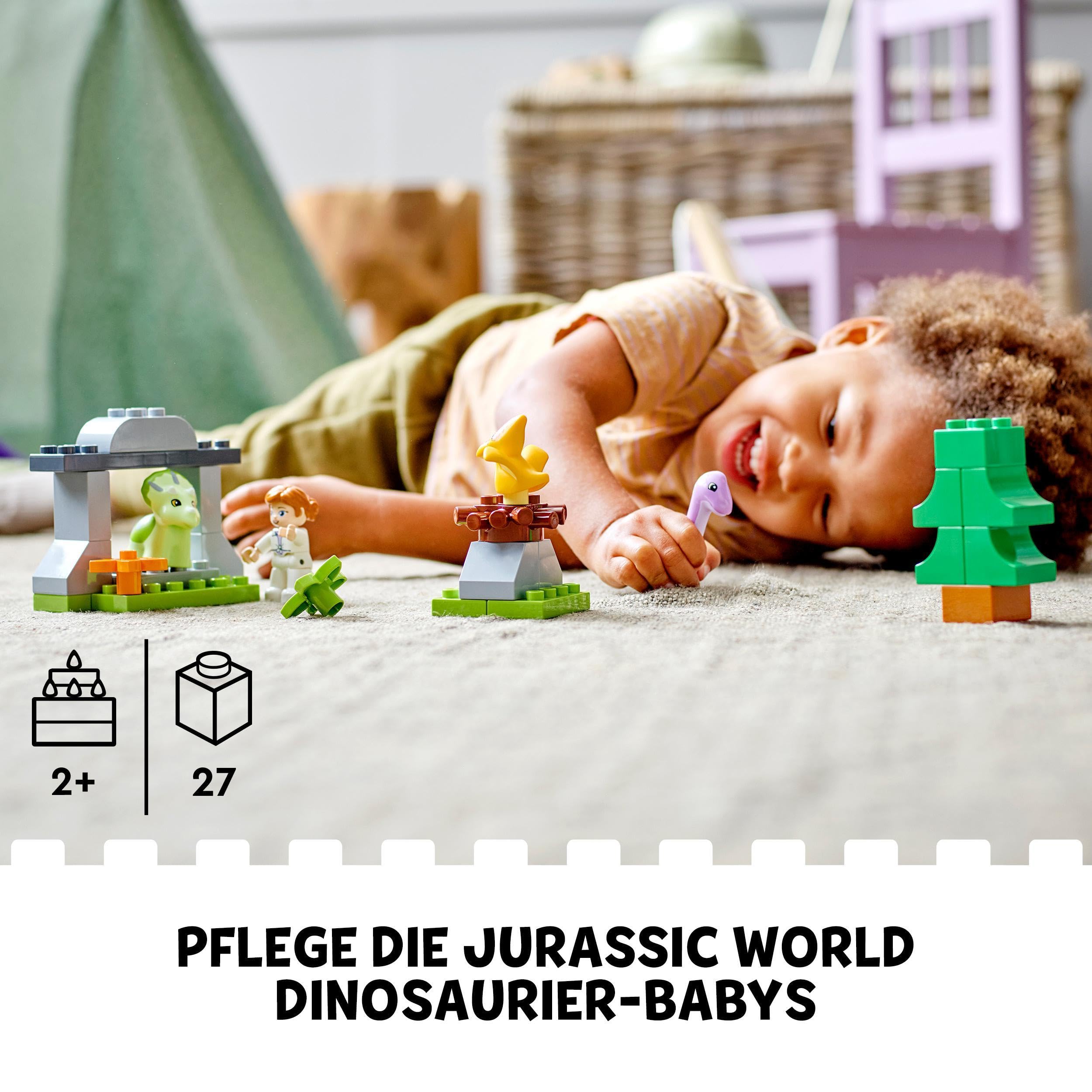 LEGO 10938 DUPLO Jurassic World Dinosaurier Kindergarten mit Baby Dino Figuren und Triceratops, Spielzeug und Steine für Kleinkinder ab 2 Jahre, Mädchen und Jungen