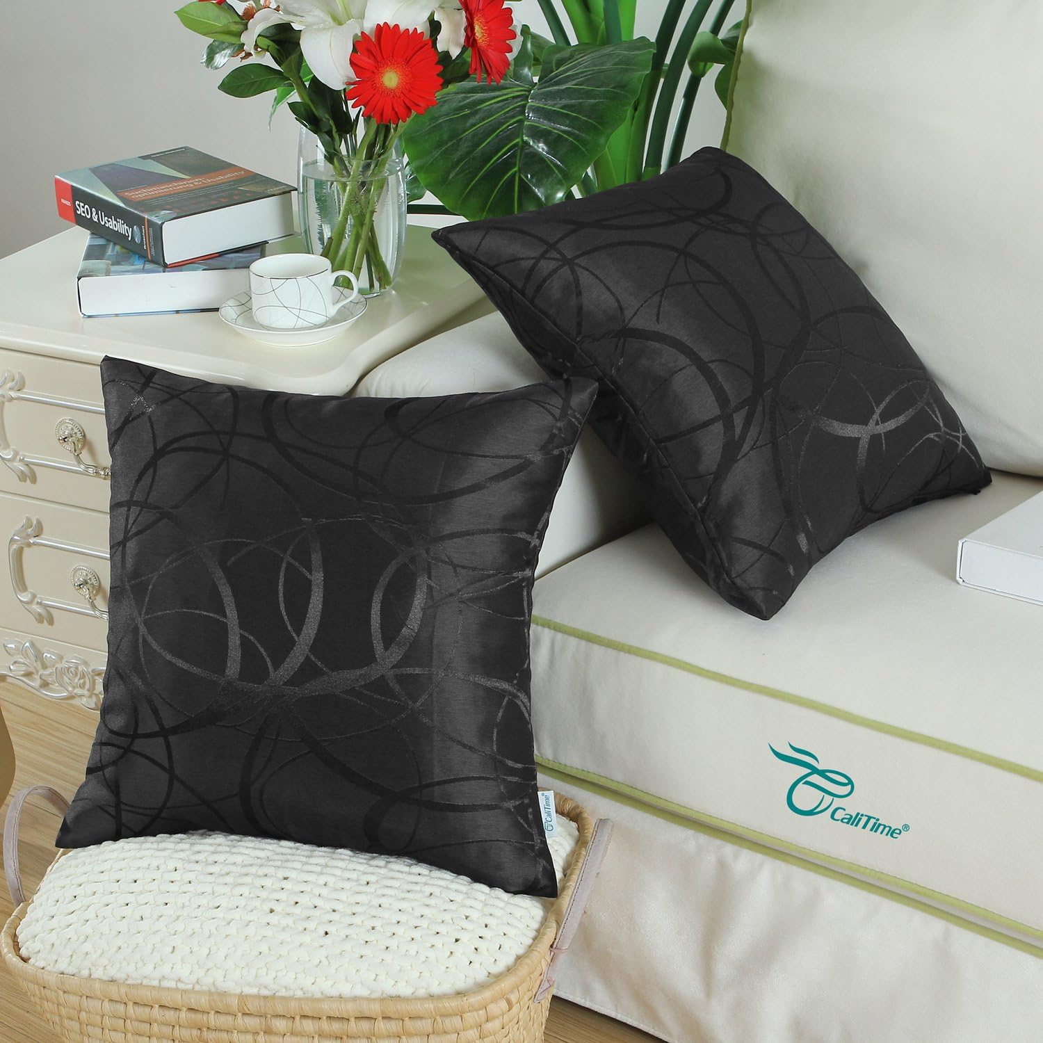 CaliTime Cushion Covers Cushion Cover Pack of 2 Bowls for Couch Sofa Home Decoration Modern Shiny and Matt Contrast Circles Rings Geometric 45 cm x 45 cm Black - Image 5