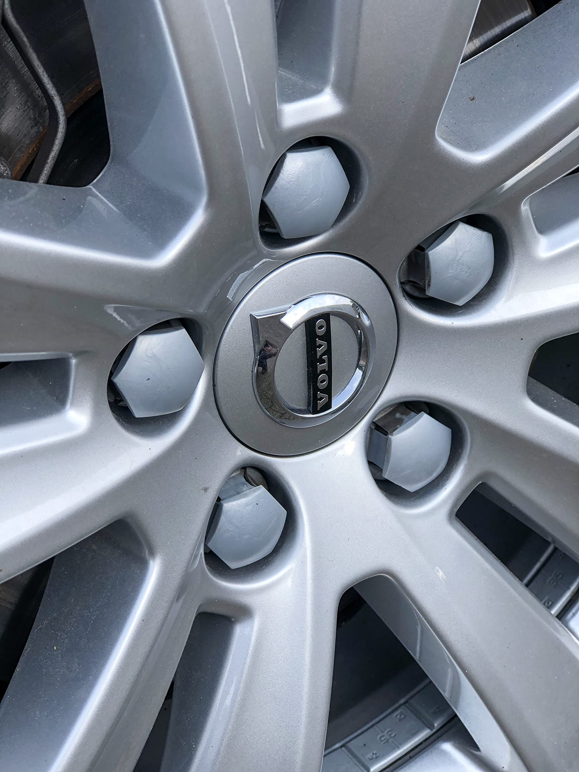 Volvo Set tappi bulloni ruota argento opaco