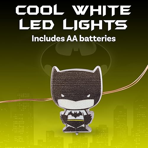 Miniatura 4 de Silver Buffalo DC Comics Batman Chibi Luces Decorativas de Cadena de 20 Unidades, 7 Pies de Largo, Funciona con Baterías (Baterías No Incluidas),