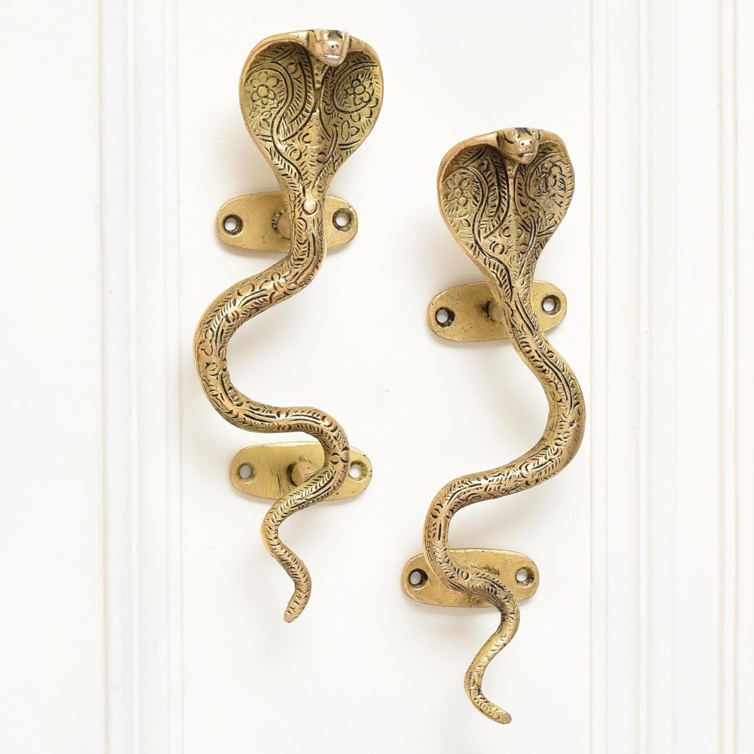 Indian Shelf Antique Brass Cabinet Pulls Cobra Snake Decorative Door Handles Interior Antique Gold Cabinet Handles for Cabinets and Drawers Vintage Gold Door Handles 1 Pair