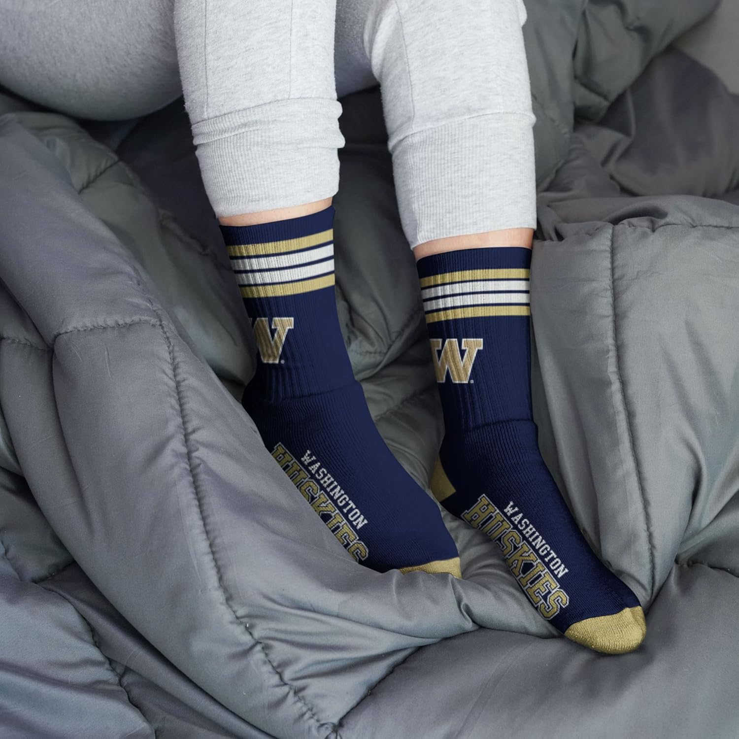 FBF NCAA unisex-adult 4 Stripe Deuce Crew - Image 4