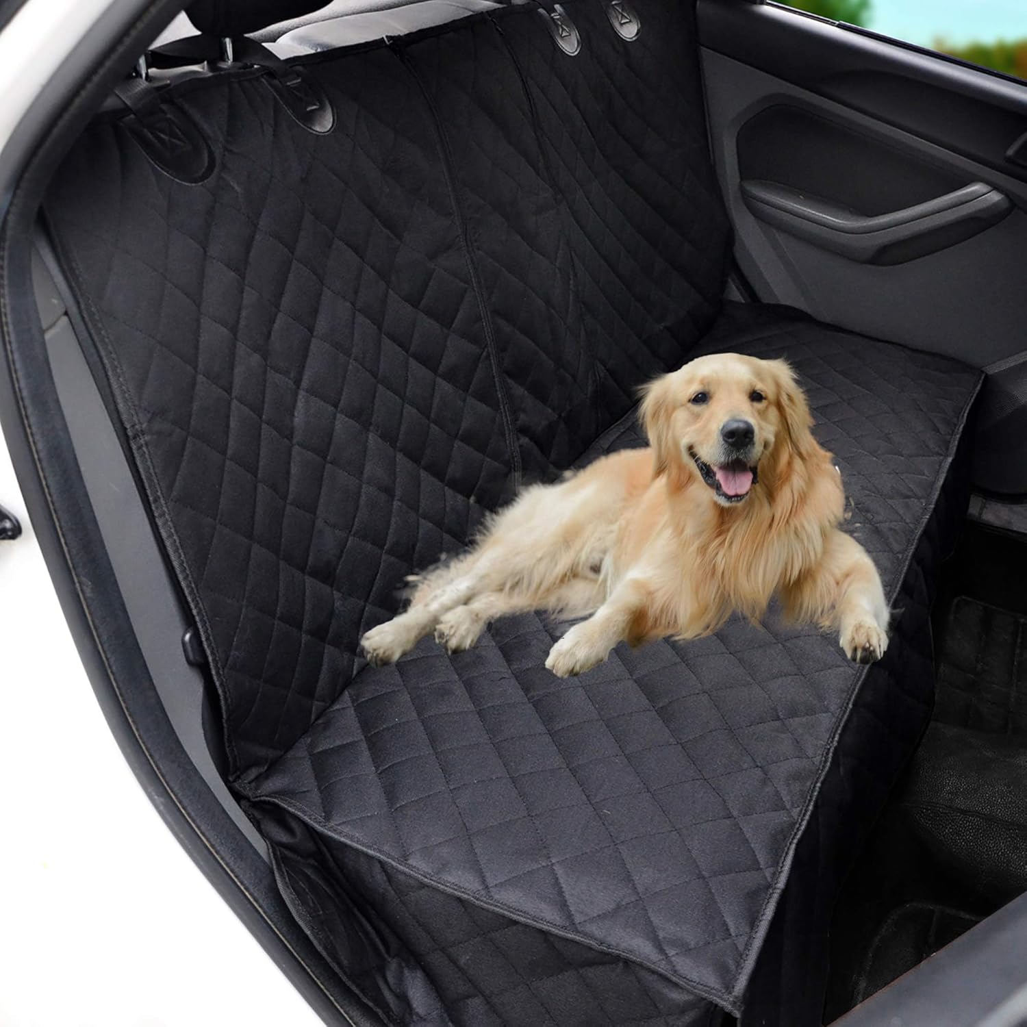 Ultimate Dog Car Seat Cover: Waterproof & Scratchproof Protector for Your SUV or Truck!