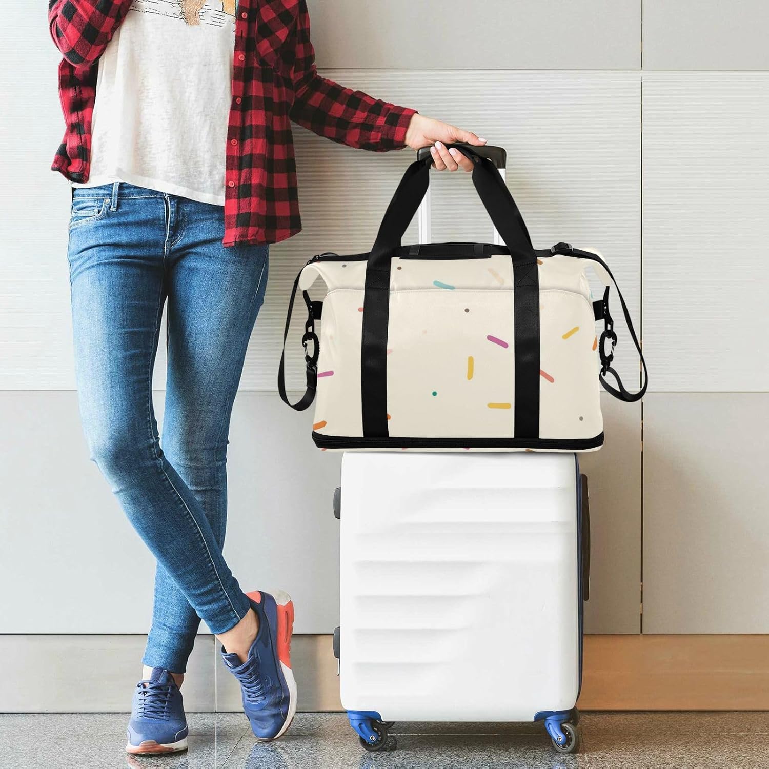 A Simplepastel Illustration Of Small Sprinkles Scattered Travel Tote Bag Gym Sports Carry with Toiletry Bag for Trekking Foldable