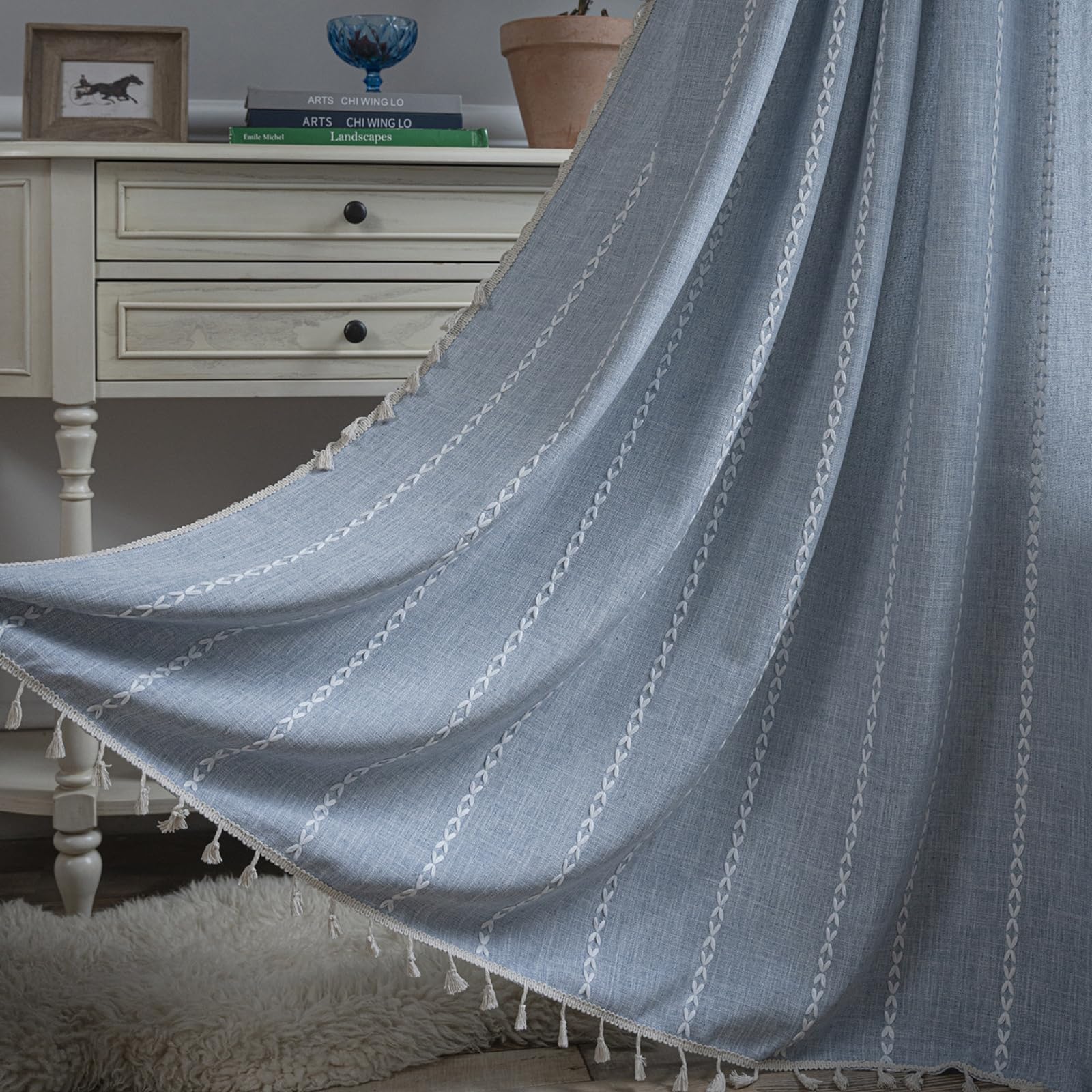 Rideaux coton et lin haut de gamme broderie bleue USTIDE
