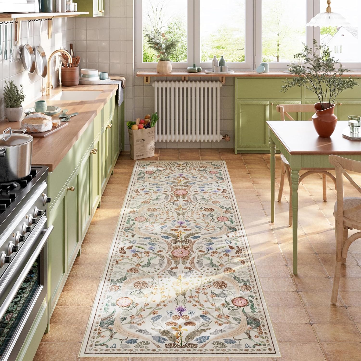 AMTOVO 2x6 Runner Rug for Hallway, Washable Non-Slip Long Kitchen Carpet, Floral Vintage Distressed Floor Mat for Hallways Entryway Living Room Laundry Room Bathroom Farmhouse, Beige