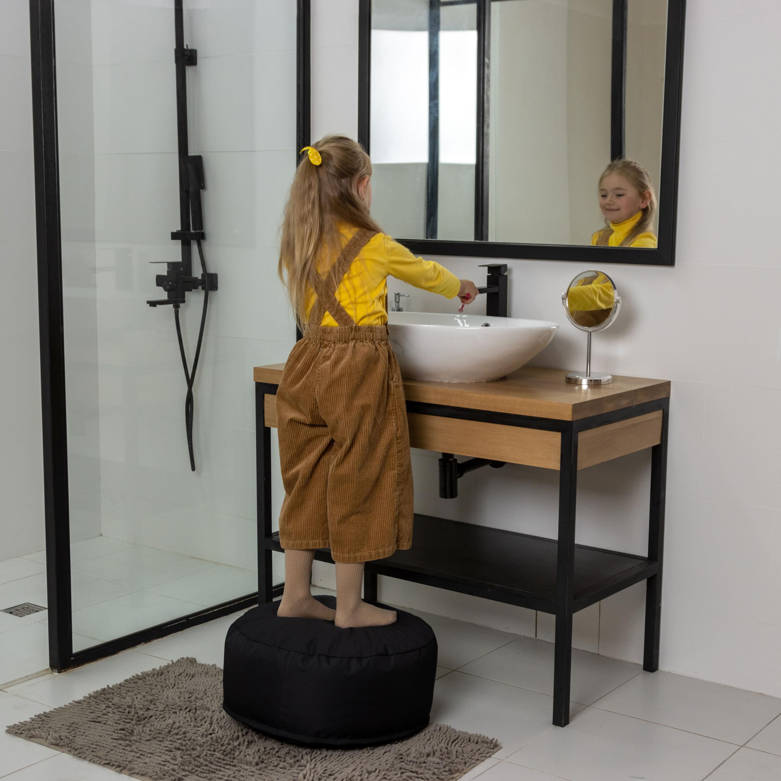 Bruni Puf - Puf M en negro – Puf redondo para interior y exterior como reposapiés, cojín de yoga, cojín de meditación, fabricado en Alemania