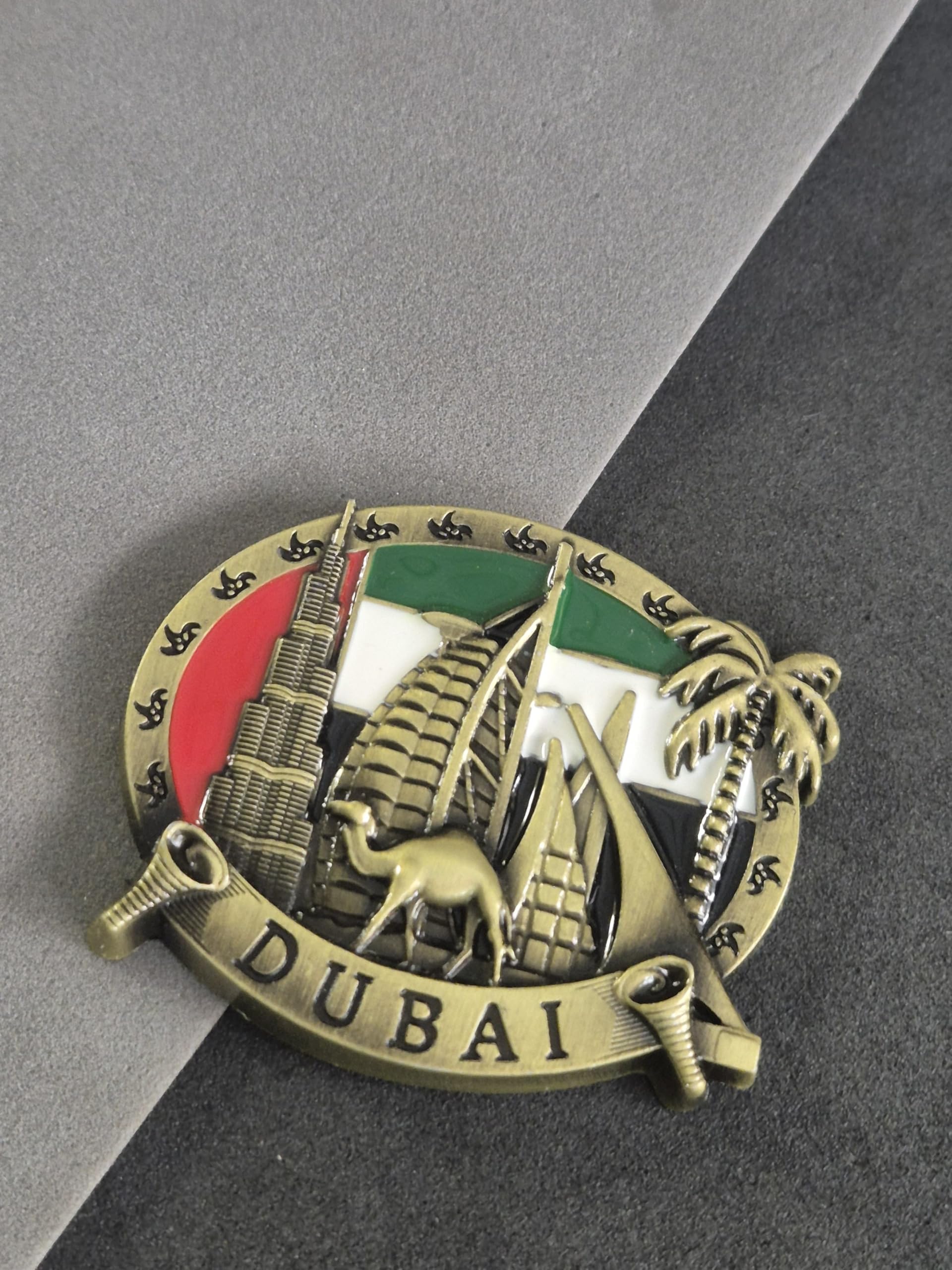 DT DECTONE Metal Fridge Magnet, Red & Green Dubai 3D Metal Magnet for Fridge, Study Table, Office Desk, Ideal Gift, Best Home Decor Item for Travel Enthusiasts 7 X 6 CM, Pack of 1 4