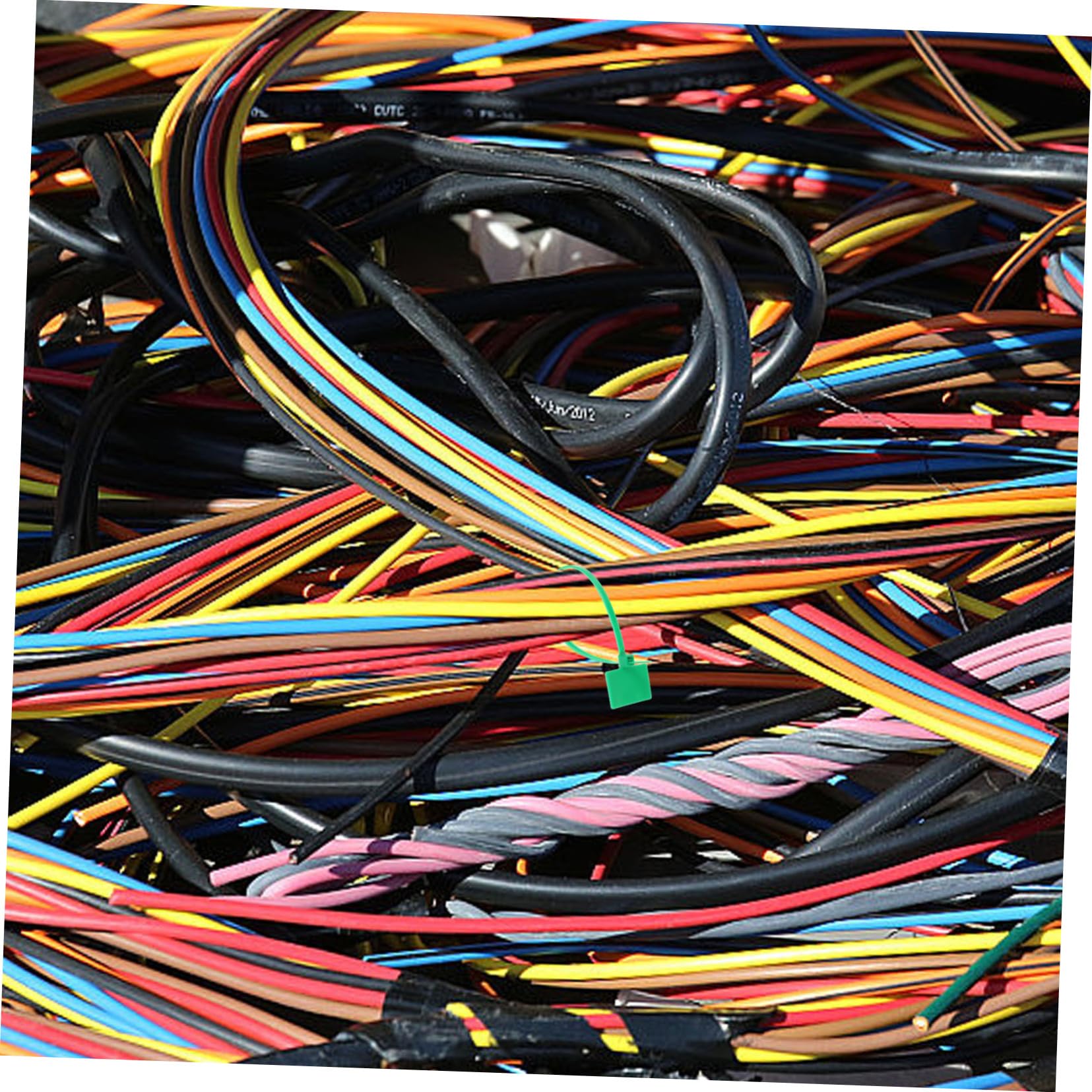 Mikikit 250pièces Colier De Serrage Nylon Avec Étiquette Attaches Autobloquantes Pour Câbles Couleur Assortie