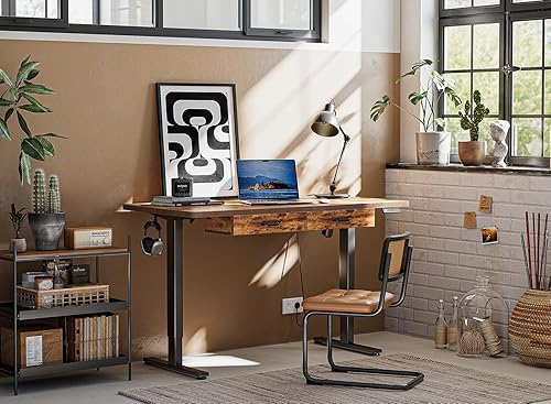 Miniatura 83 de FEZIBO Escritorio eléctrico de altura ajustable con cajón, tablero de 63 x 24 pulgadas, marco negro/parte superior negra Negro -,Luz rústica,Marrón