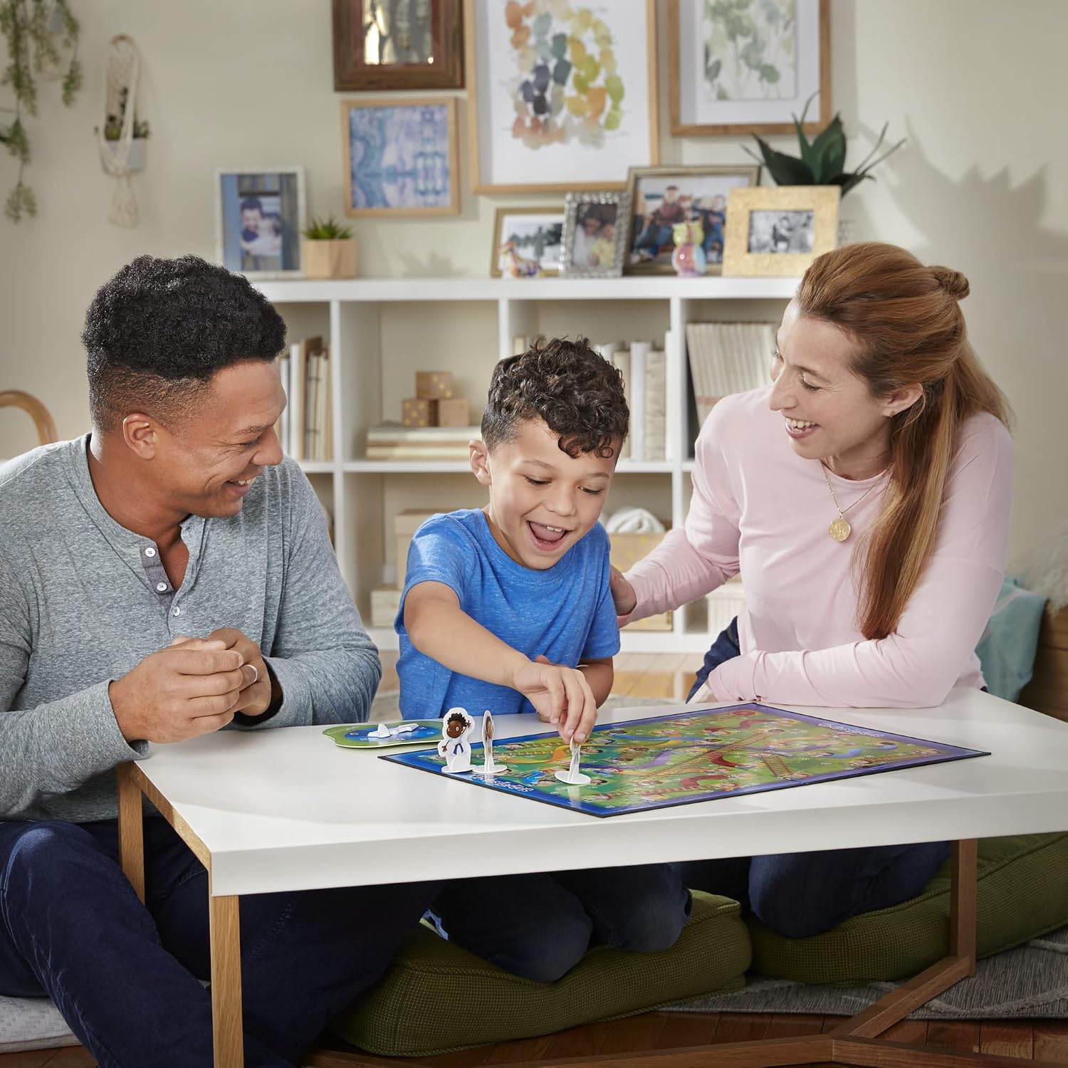 Hasbro Chutes and Ladders