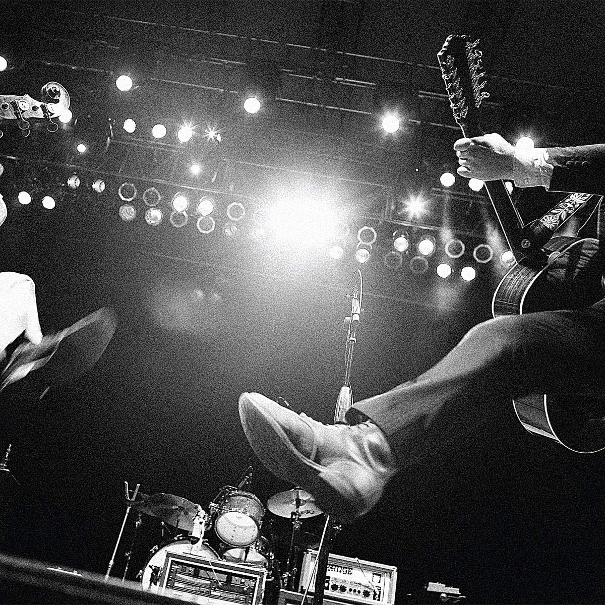 WE ALL RAISE OUR VOICES TO THE AIR (LIVE 04.11 - 08.11)