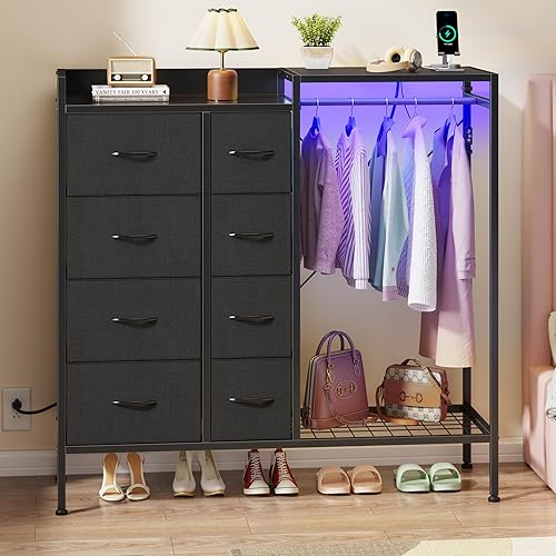 HIGDBFE Cómoda con estante para colgar, cómoda de 8 cajones para dormitorio con estación de carga y luces LED, cómoda de tela con zapatero, cómoda