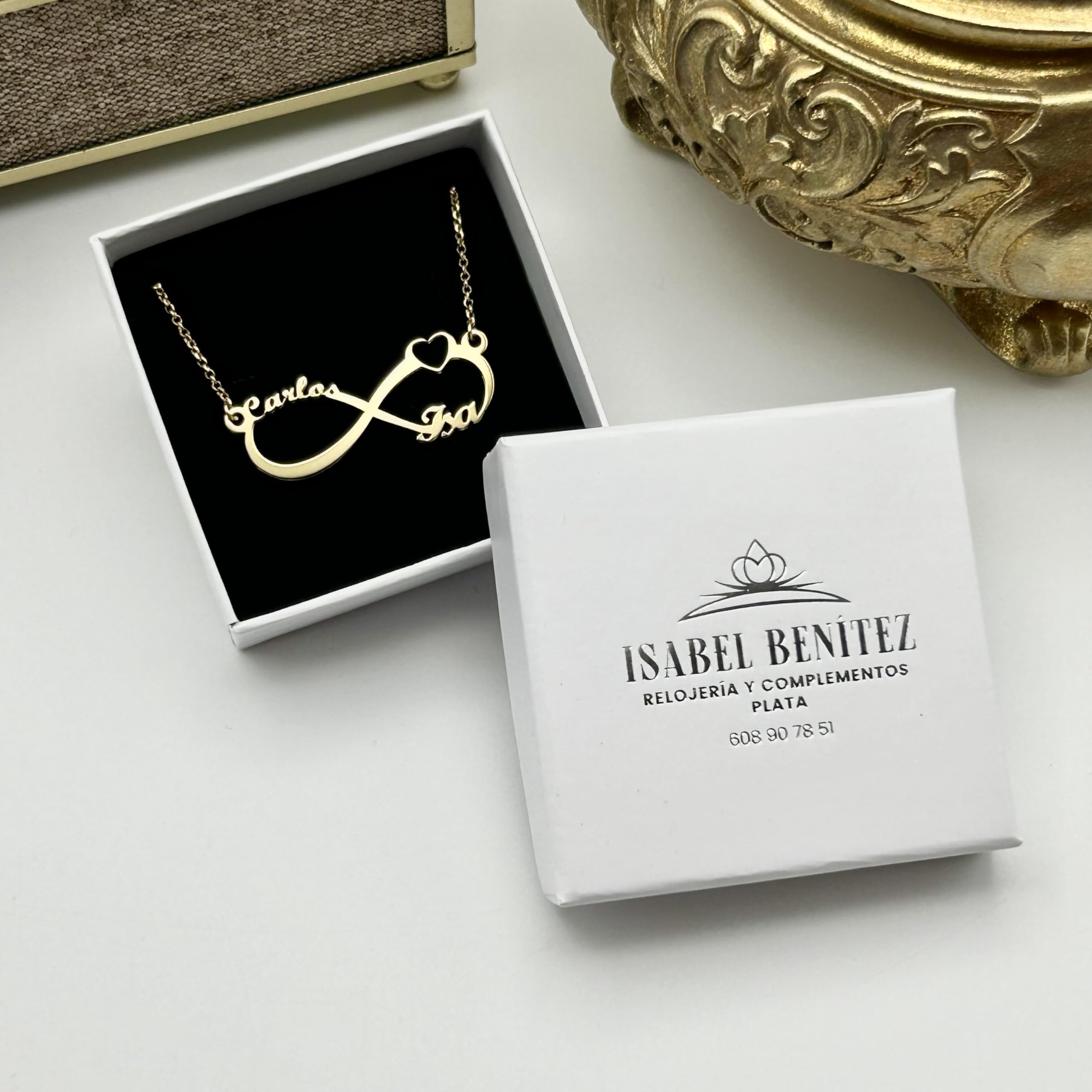 Collar Infinito Personalizado en Plata de Ley 925 para Mujer con Nombres Cadena de 40 cm + Alargador. Regalo para madres, abuelas en Cumpleaños, Navidad. Hecho en España (Infinito Corazón Oro)