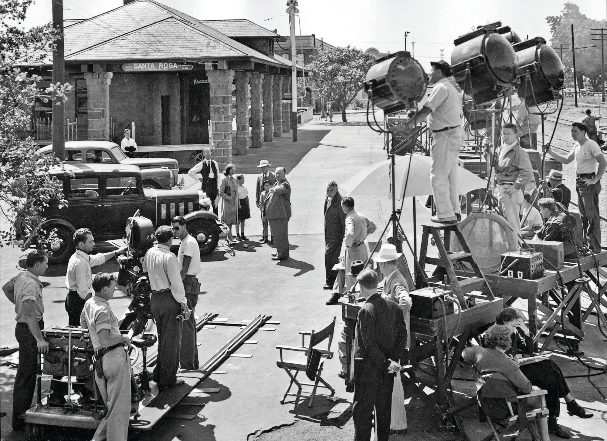 The Art of Classic Crime and Mystery Movies