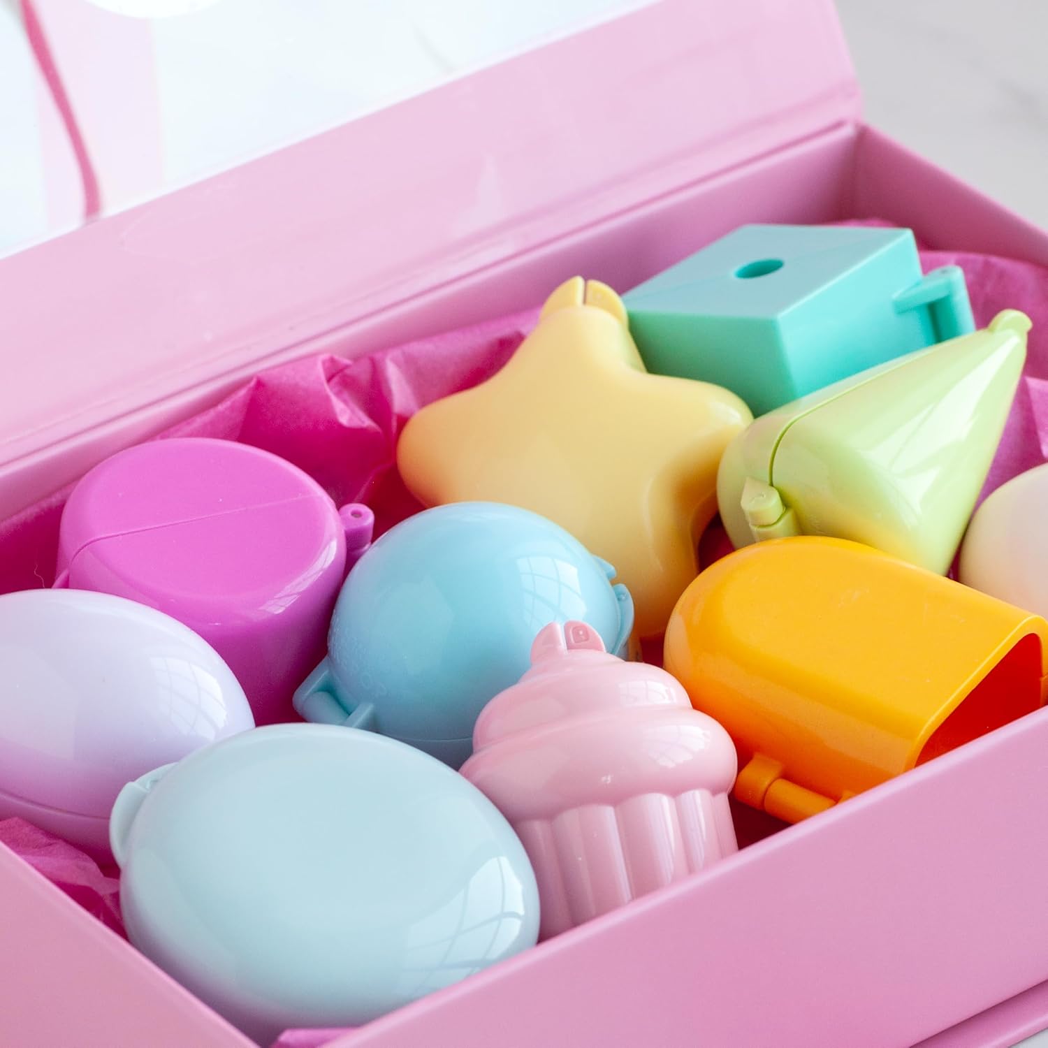The Original Professional Cake Pop3D Molds Since 2010. Starter Set, 10 piece for cake pops, play dough or soap making. Injection molded of ABS food grade plastic for hygiene and durability.