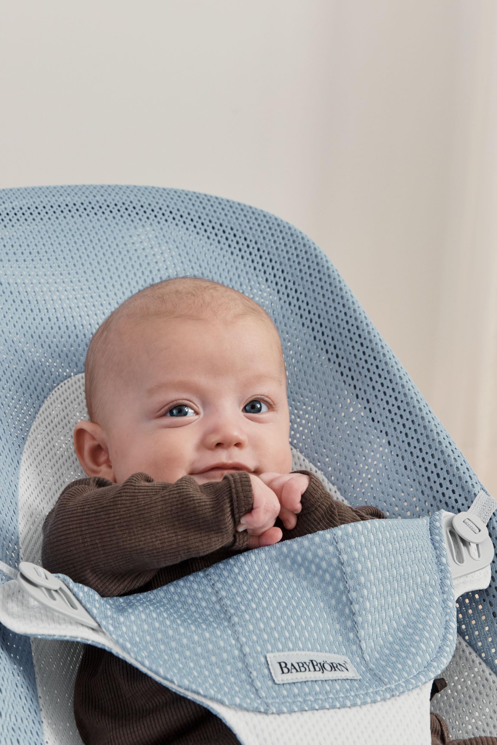 BabyBjörn 005143 Bouncer Balance miękki, jasnoszary ramka, siatka, błękitny/biały