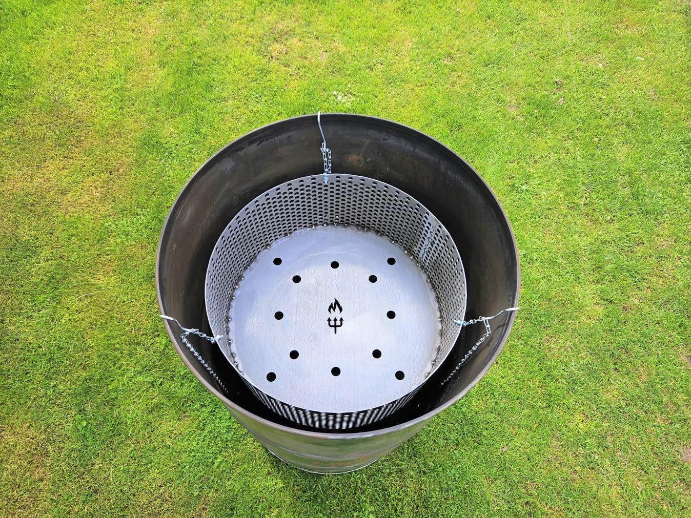 FireDeifi Grillplatte Feuerkorb | Feuerbox | Feuerstelle | Trommel | ⌀48 cm | Inklusive Ketten und Haken | Für Feuertonne | Plancha | Feuerplatte | Made in Bavaria