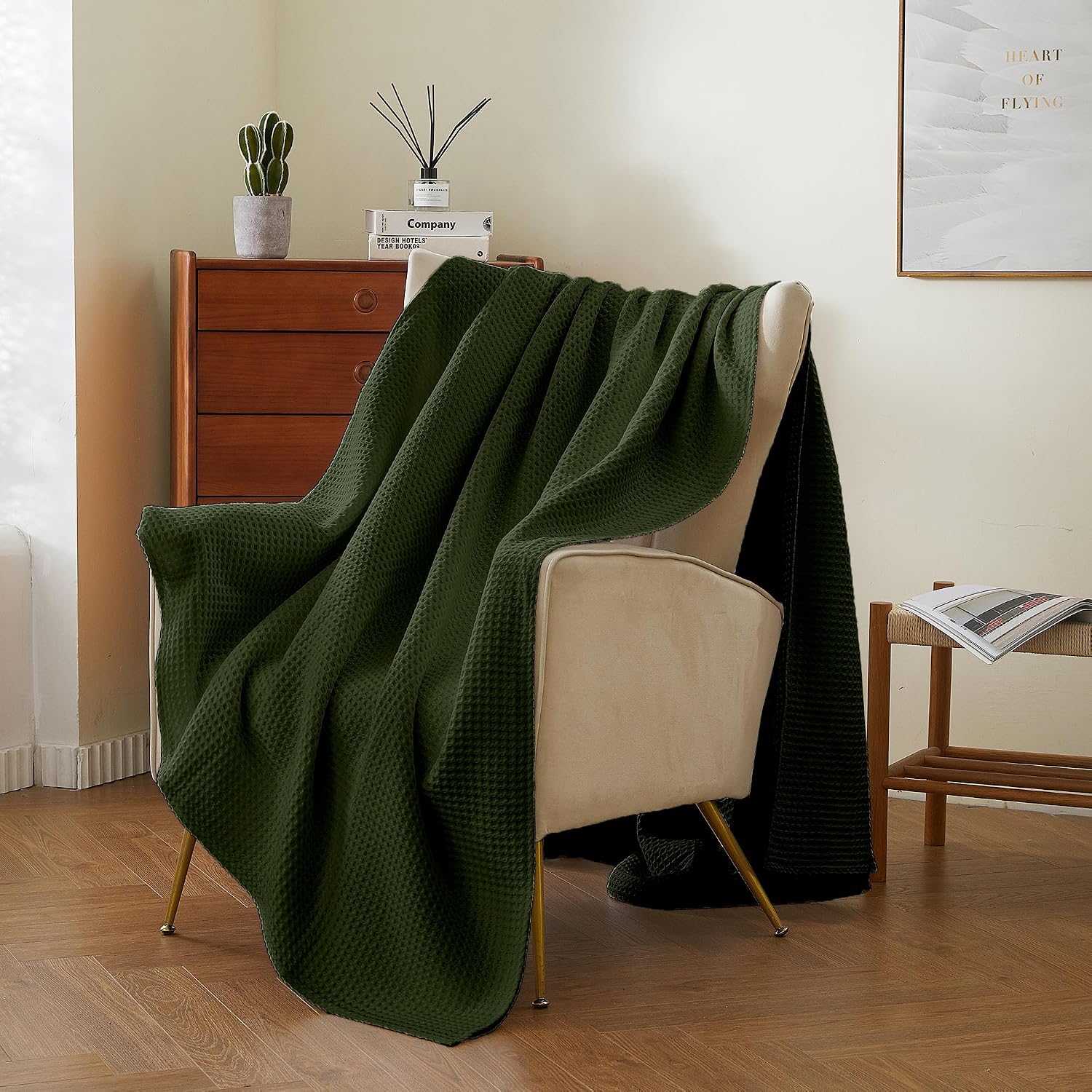 100% Cotton Waffle Blanket (Green - King Size - 104 * 90''), Pre-Washed and Anti-Shrinkage Soft Lightweight Bed & Couch Blanket, 380 GSM Waffle Weave Throw Blanket for All Seasons