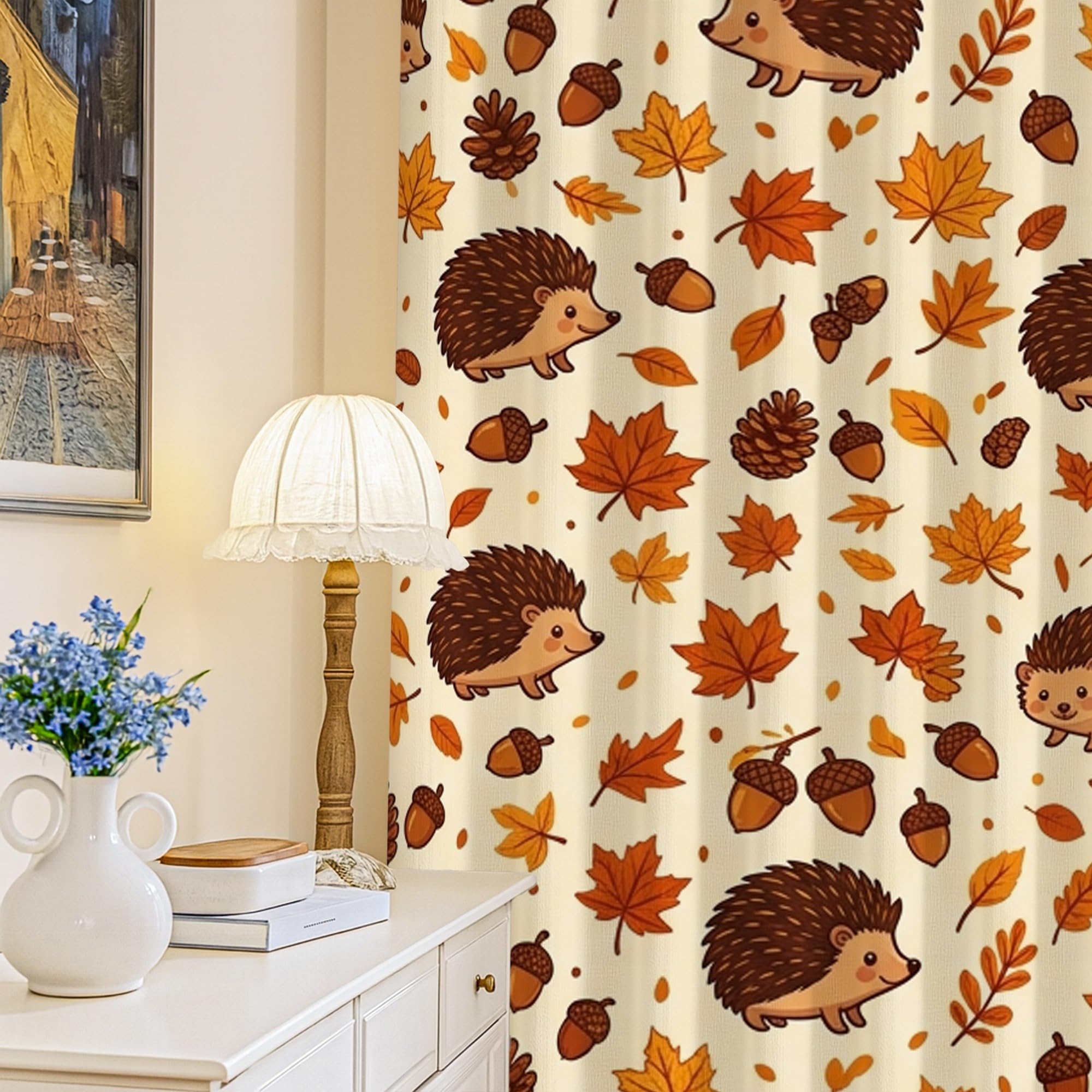 Rideau occultant motif hérisson pour une chambre cocooning en automne