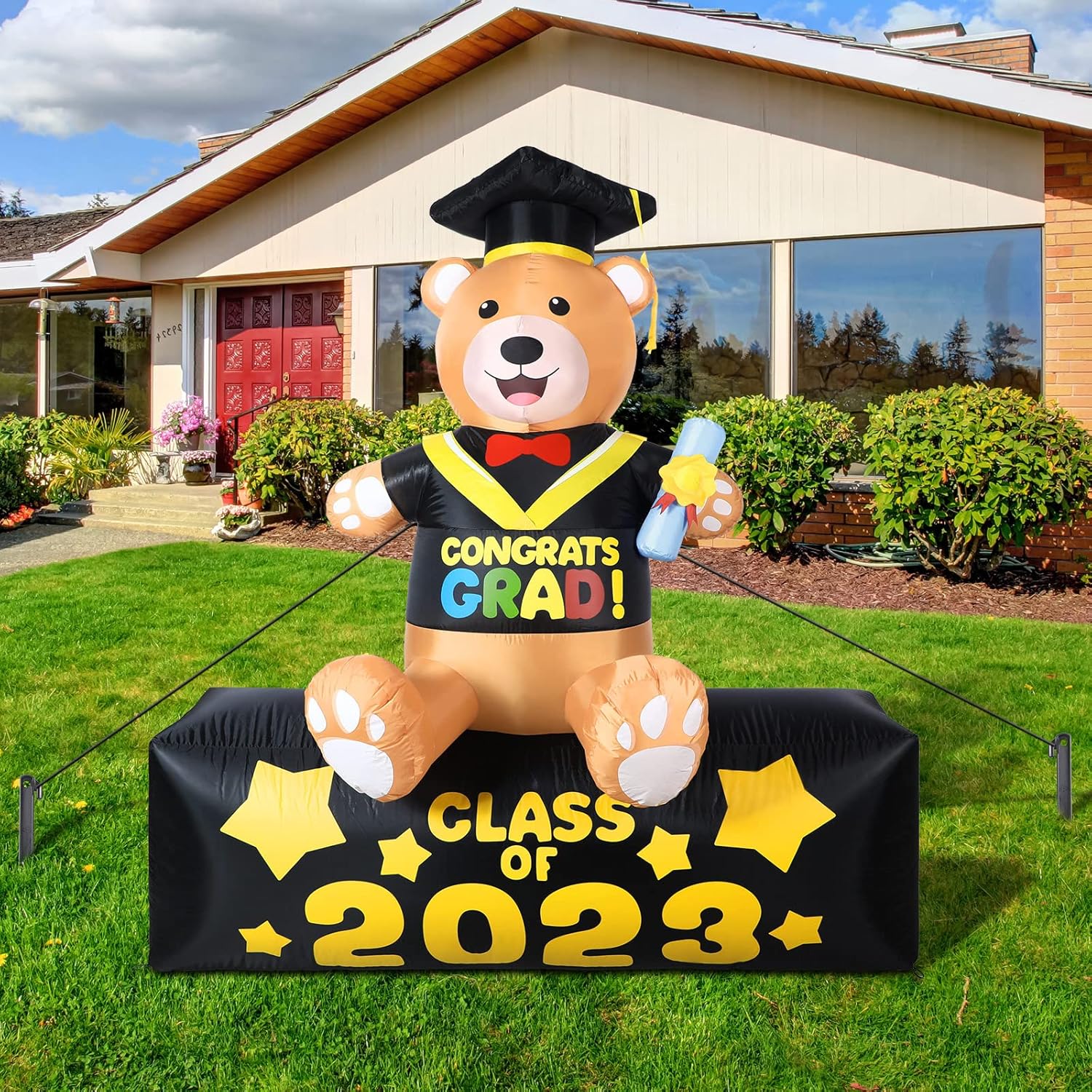 Amazon.com: Karenhi 6 Foot Tall Class of Graduation Inflatable Brown ...