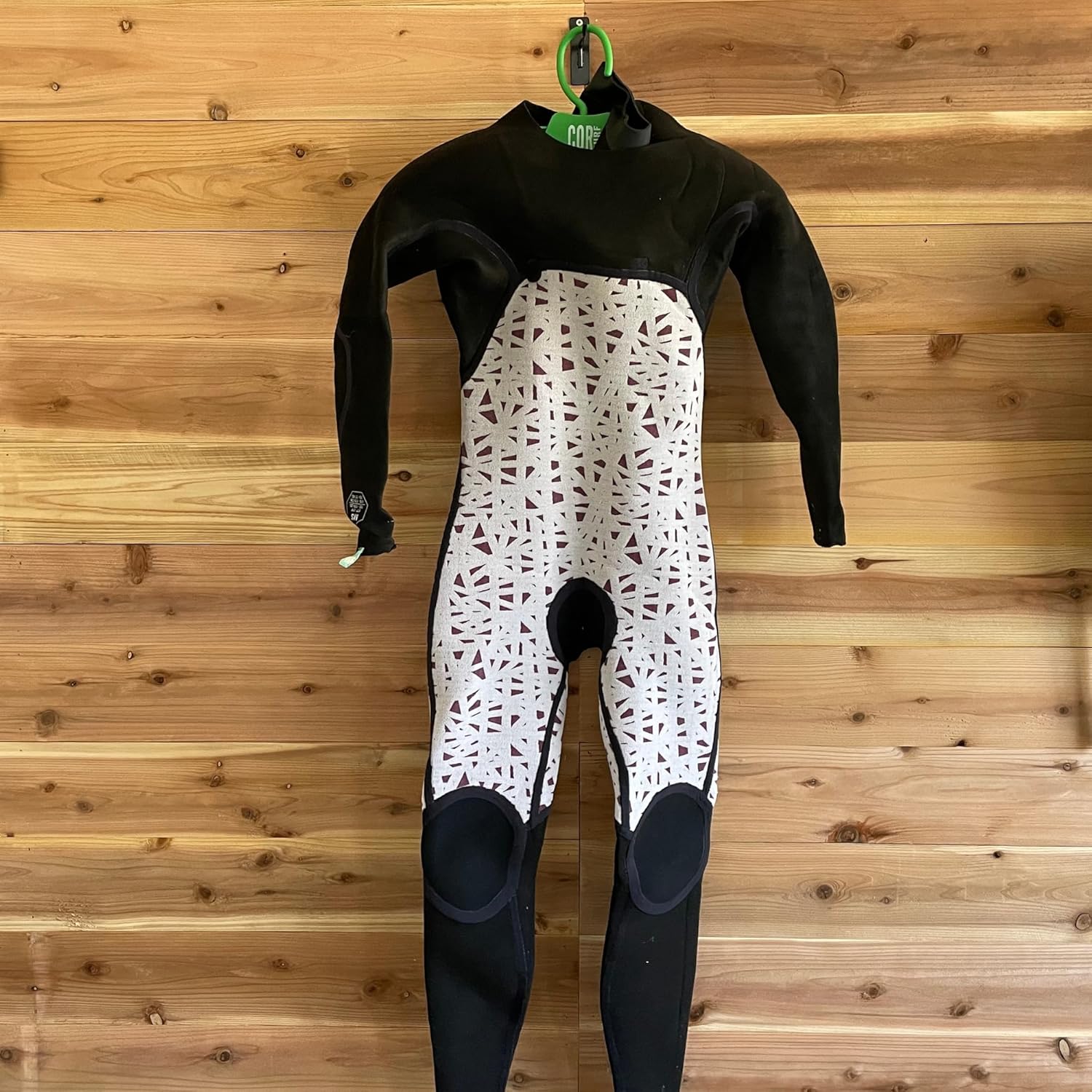 Wetsuit Combo Gift Box | Changing Towel Robe + Change Mat + Folding Wet Suit Hanger Bundle