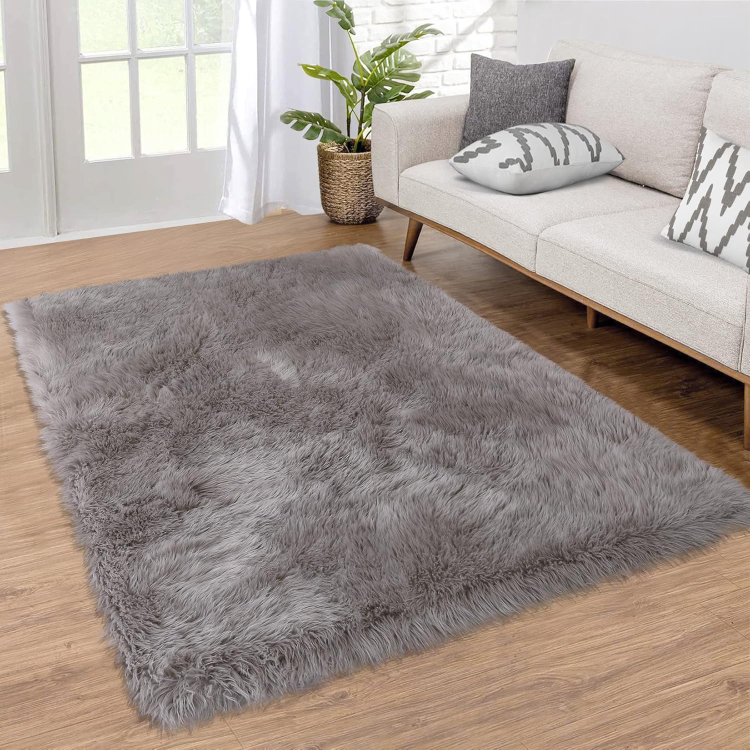 Fashionwu Fluffy Chair Seat Covers Faux Fur Area Rug for