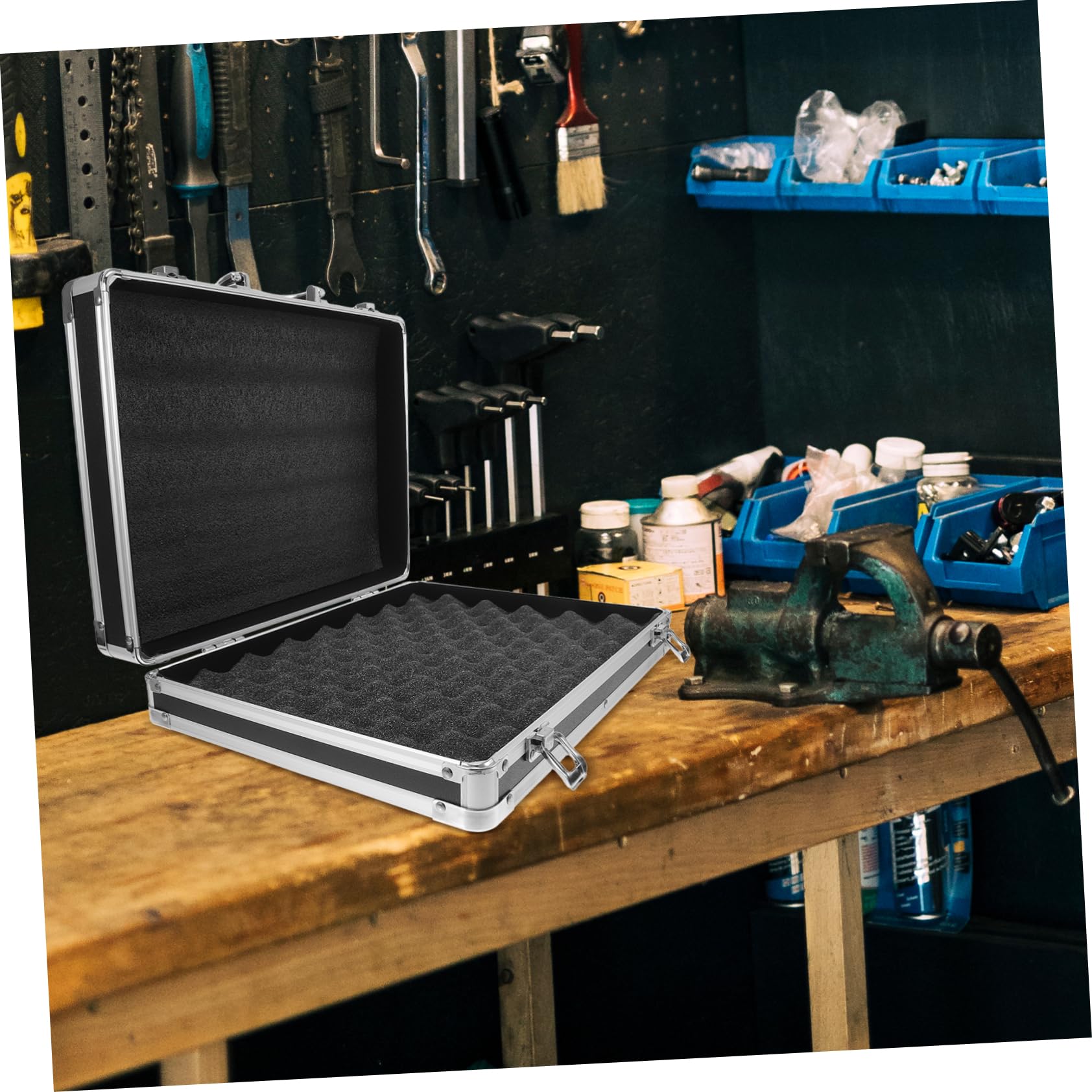 Tool Box in Lega di Alluminio Nera, Portatile e Antiurto | Interni in Foam, Set da 1 Pezzo, Divisori Multipli, per Attrezzi e Strumenti