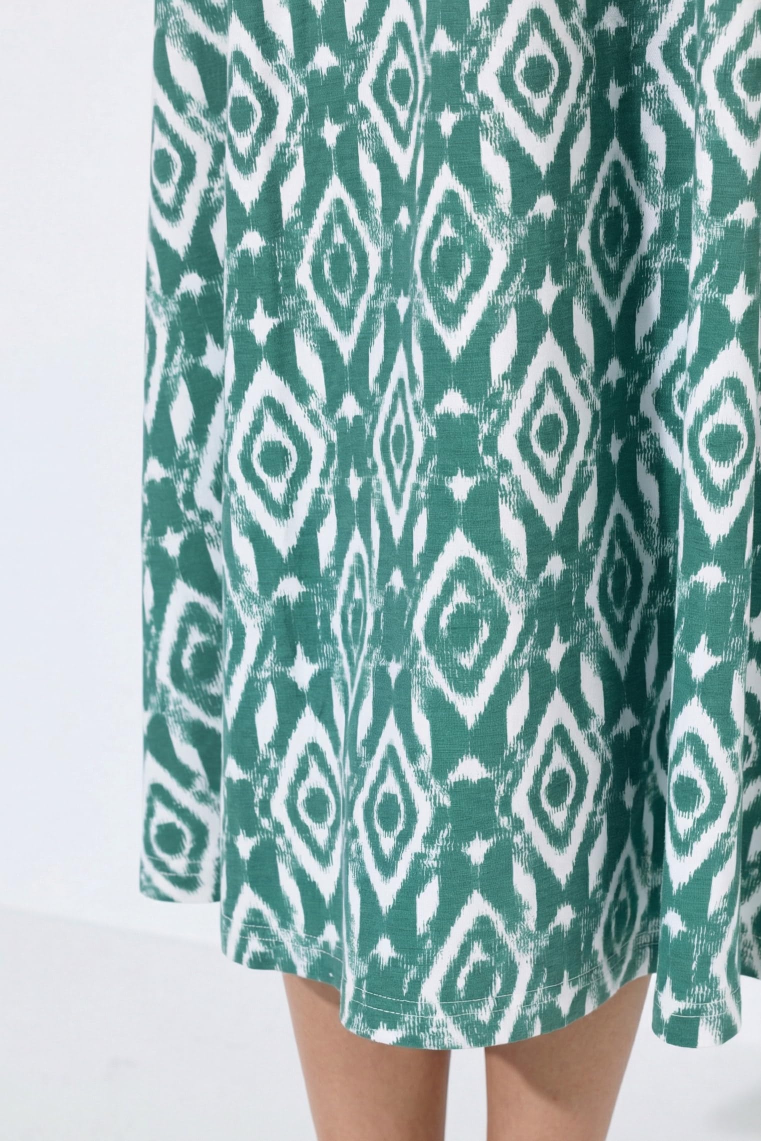 Ulla Popken Damen große Größen Übergrößen Plus Size Maxikleid, grafischer Druck, V-Ausschnitt, ärmellos 850136
