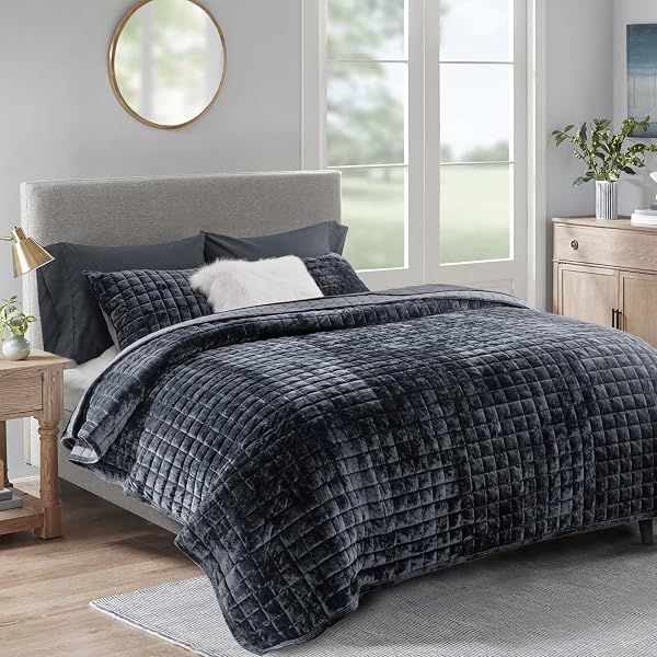 RECYCO Channel Box Stitch Velvet Quilt Set, Full Queen Size, Black