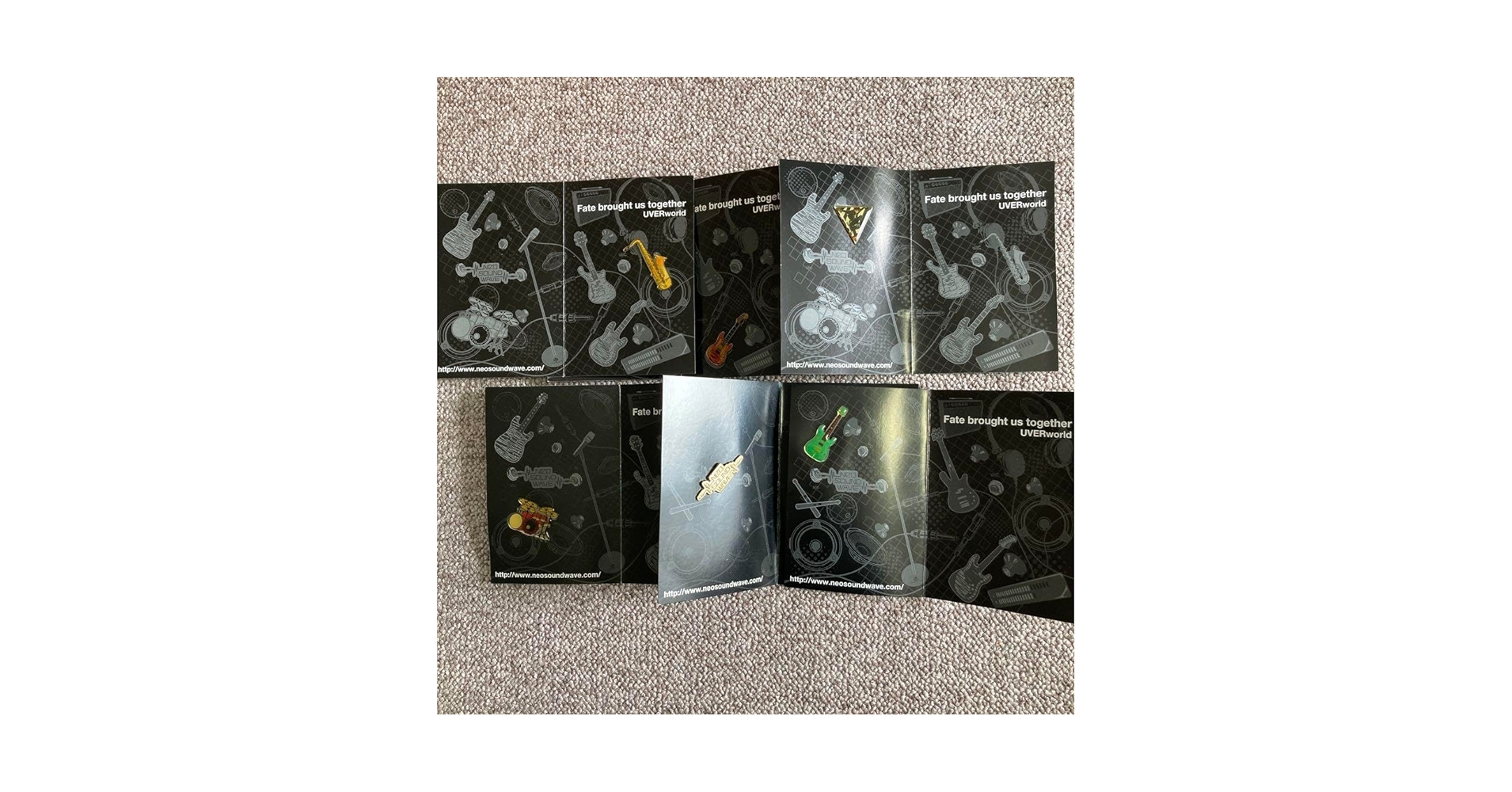 UVERworld ピンバッジ Amazon | UVERworld ウーバーワールド ピンバッジ | バッジ