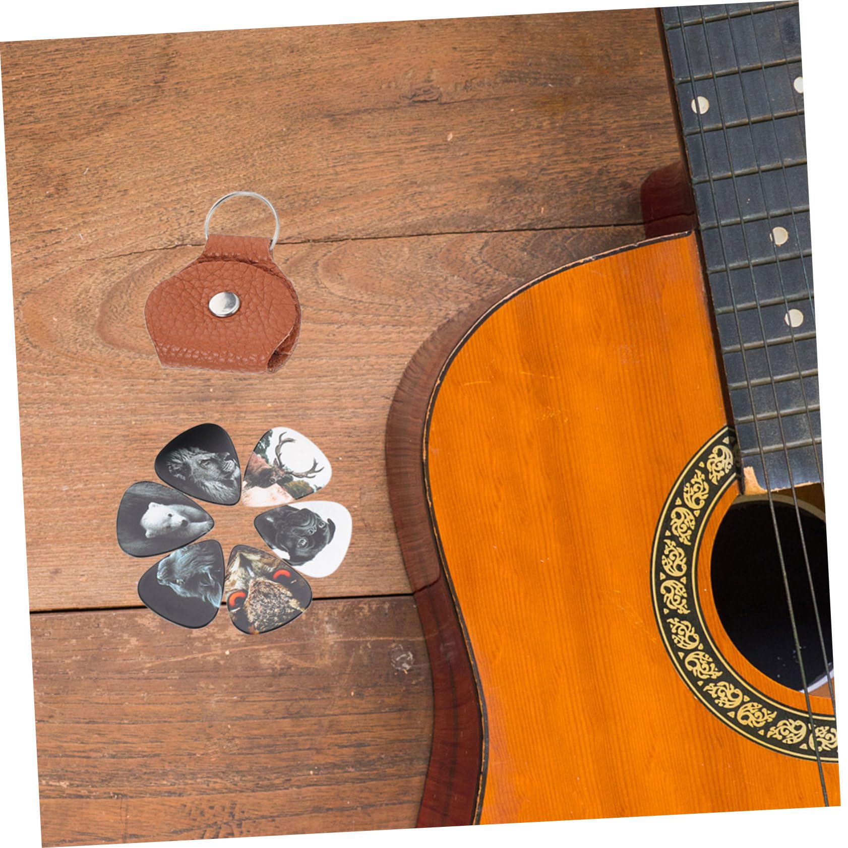 ifundom 4sets Plettri Per Chitarra Celluloide Con Design Creativo Accessori Per Chitarra Acustica Ed Elettrica Facili Da Trasportare e Maneggiare Per Musicisti Di Tutti