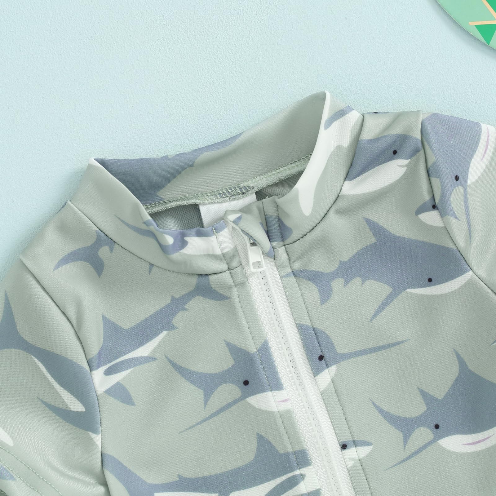 Maillot de bain Rashguard à manches courtes avec fermeture éclair et imprimé baleine/dinosaure pour enfant