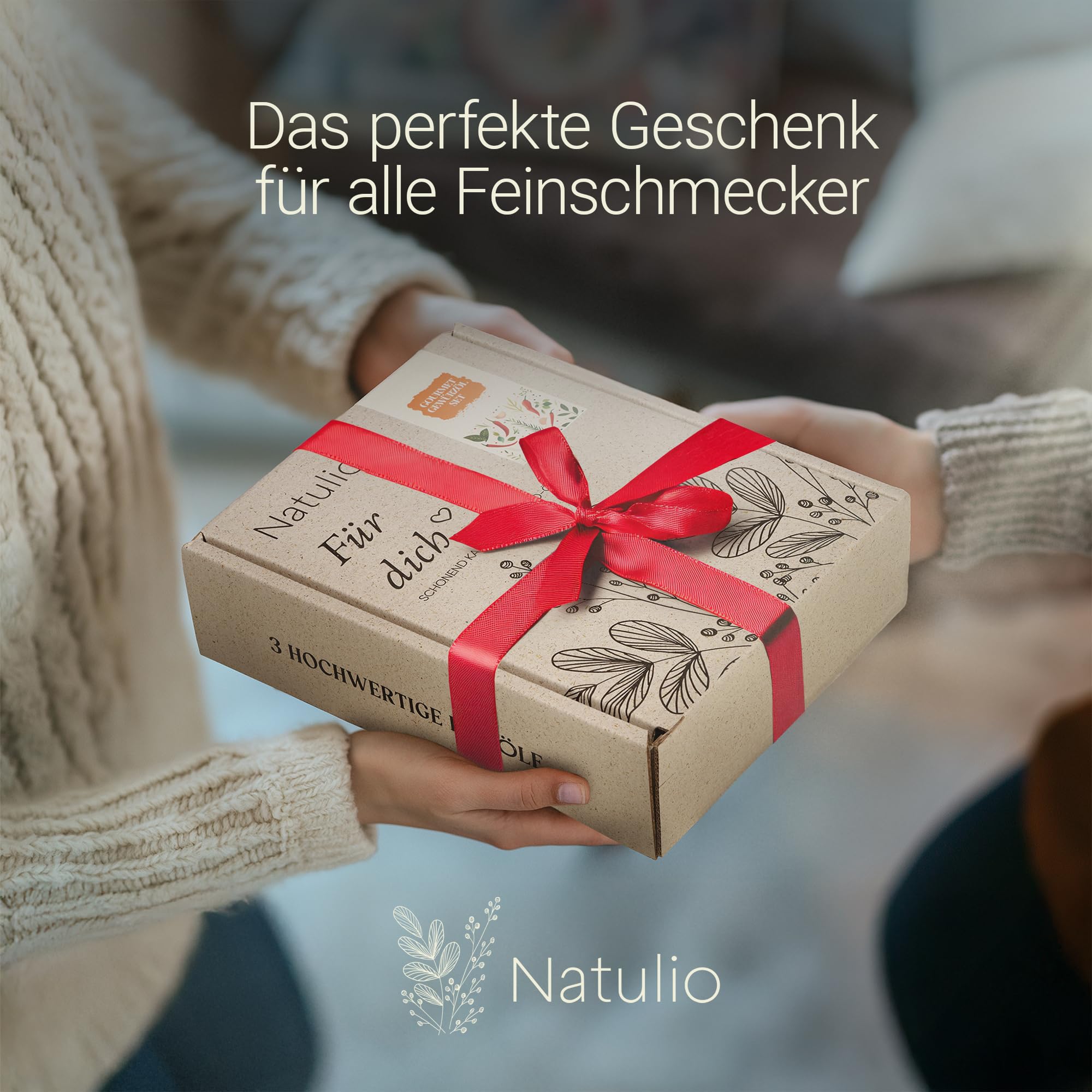 Natulio Bio Öl Geschenkset Gewürzöle kaltgepresst - Geschenkidee - das perfekte Weihnachts-Geschenk für alle Feinschmecker - Geschenkset aus Chiliöl, Gartenkräuteröl & BBQ-Öl - 3x100ml -DE-ÖKO-006
