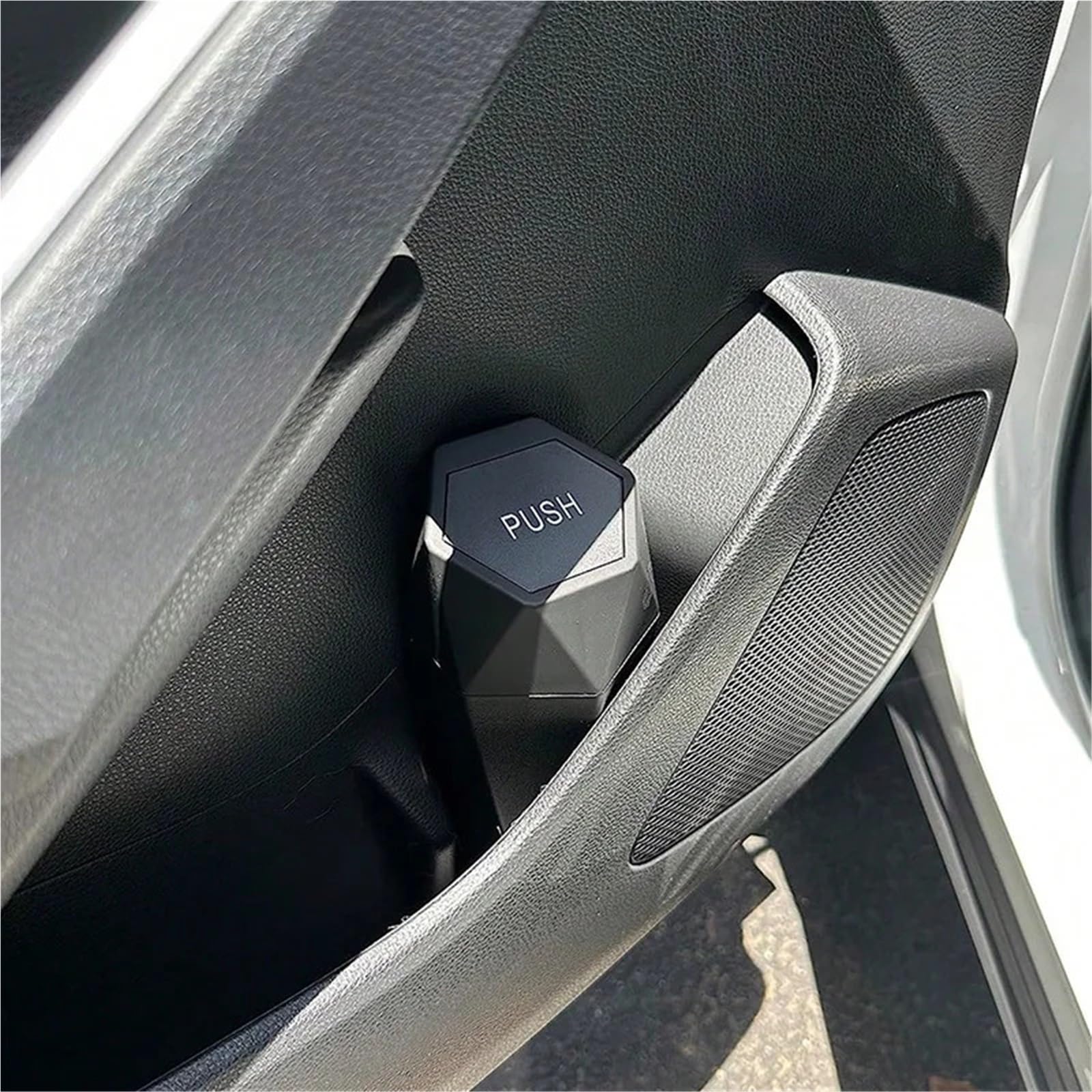 Poubelle De Voiture Avec Couvercle Mini poubelle de voiture 2 pièces avec couvercle poussoir rangement