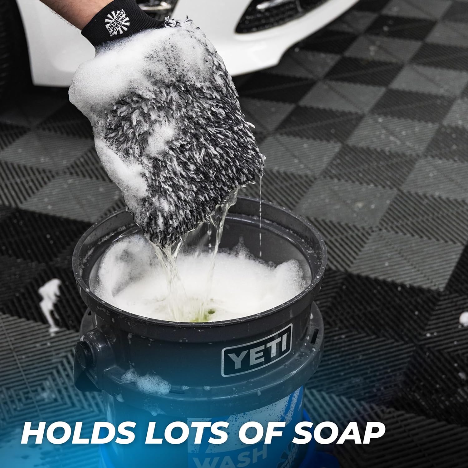 The Rag Company(ザ・ラグ・カンパニー) - プレミアムエッセンシャル洗車キット - 有名なガントレット乾燥タオル、サ