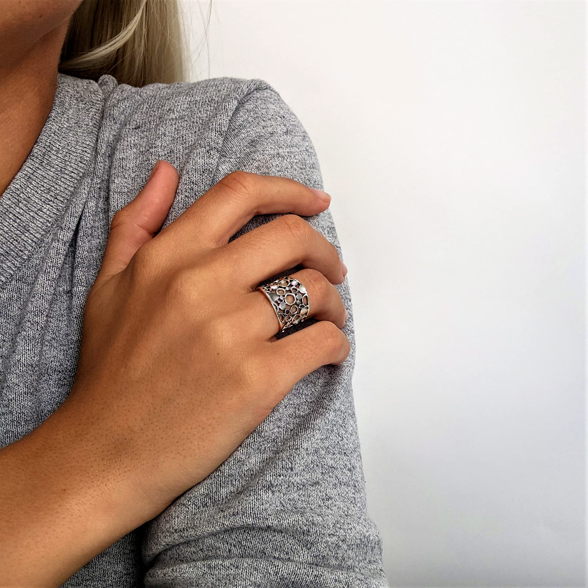 Silverly Anillo Plata de Ley Diseño Círculo Abierto Estilo Filigrana Mujer | Anillos Cóncavos Modernos Banda Ancha Pulgar | Anillo Grueso Plata 925 | Joyería Geométrica Calada Plata Maciza