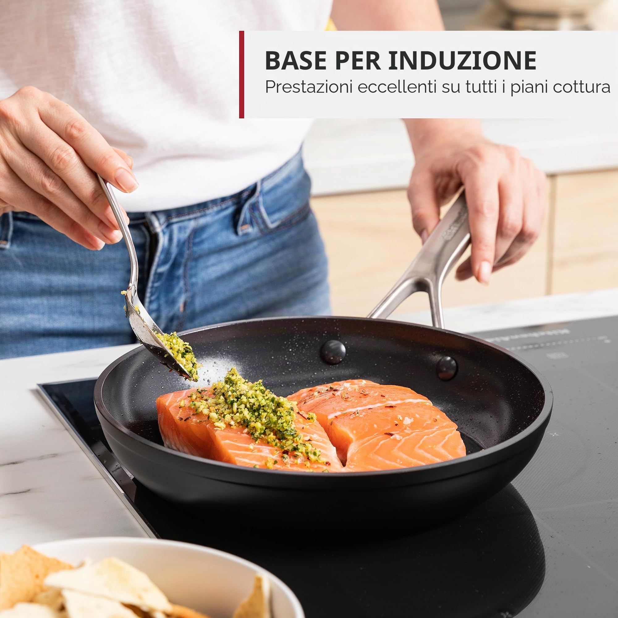 KitchenAid Forged Hardened Set di Padelle antiaderente in Alluminio Forgiato anodizzato Senza PFAS Ceramica antiaderente, 20 cm, 24 cm e 28 cm, induzione adatto al forno lavabile in lavastoviglie nero