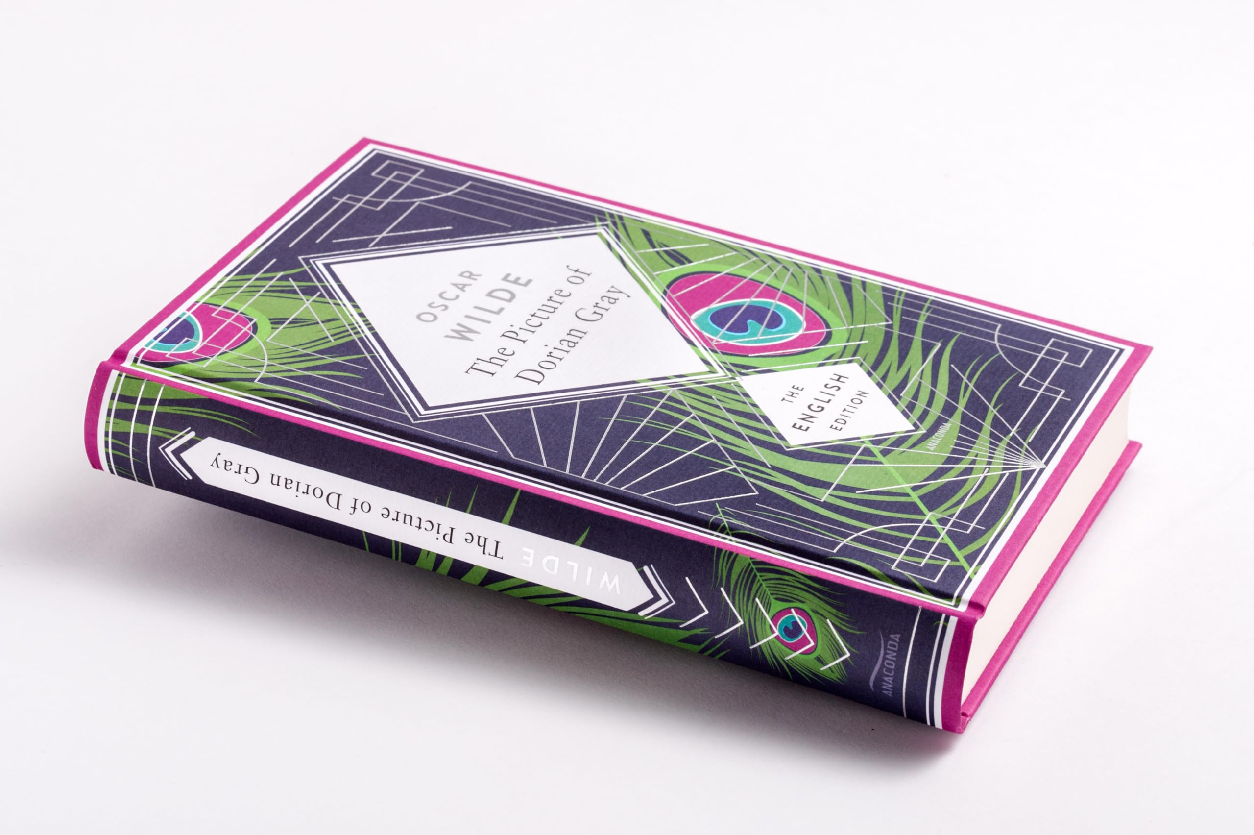 Wilde - The Picture of Dorian Gray. English Edition: A special edition hardcover embossed with silver foil: 7