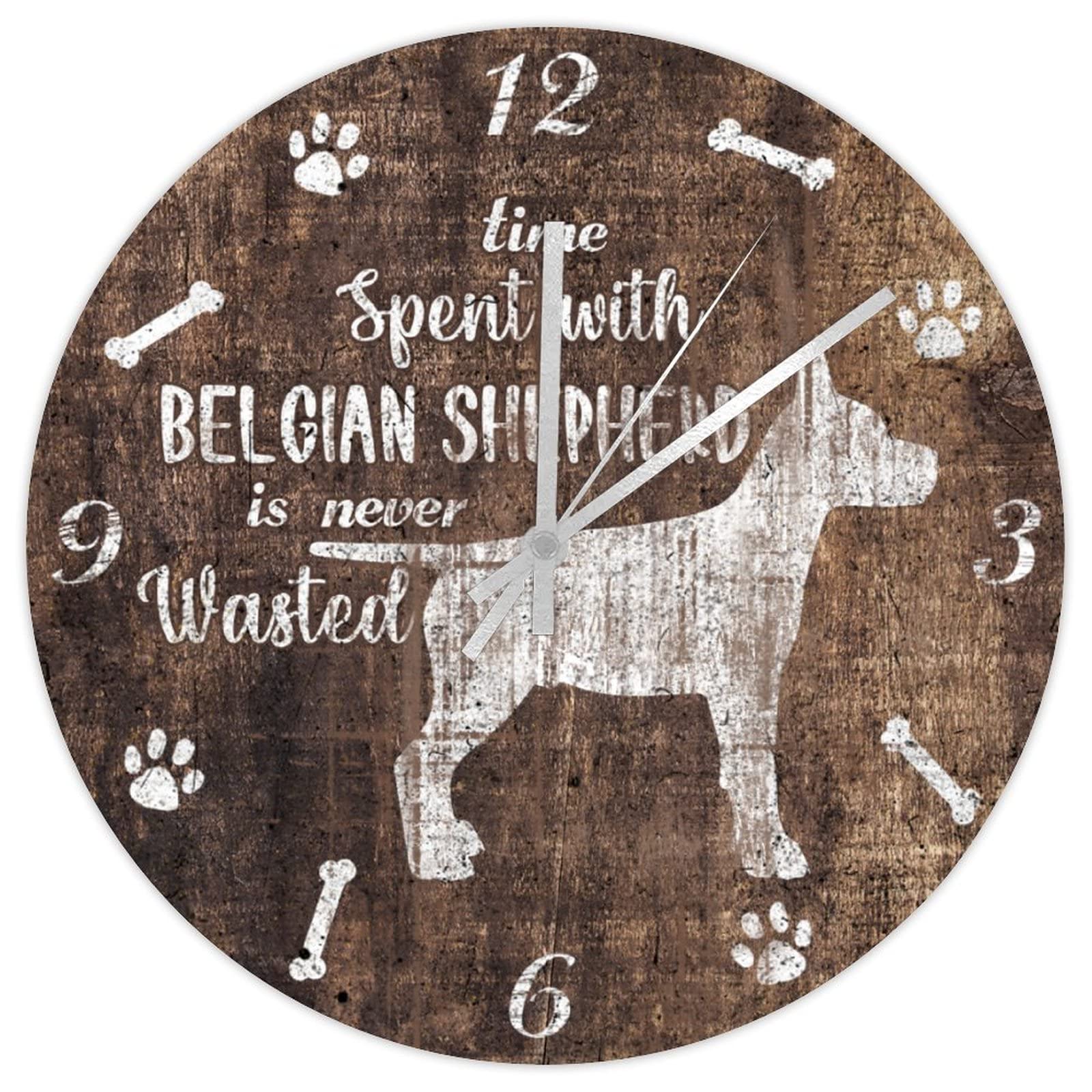 Horloge murale berger belge en bois ronde : le gardien de votre temps