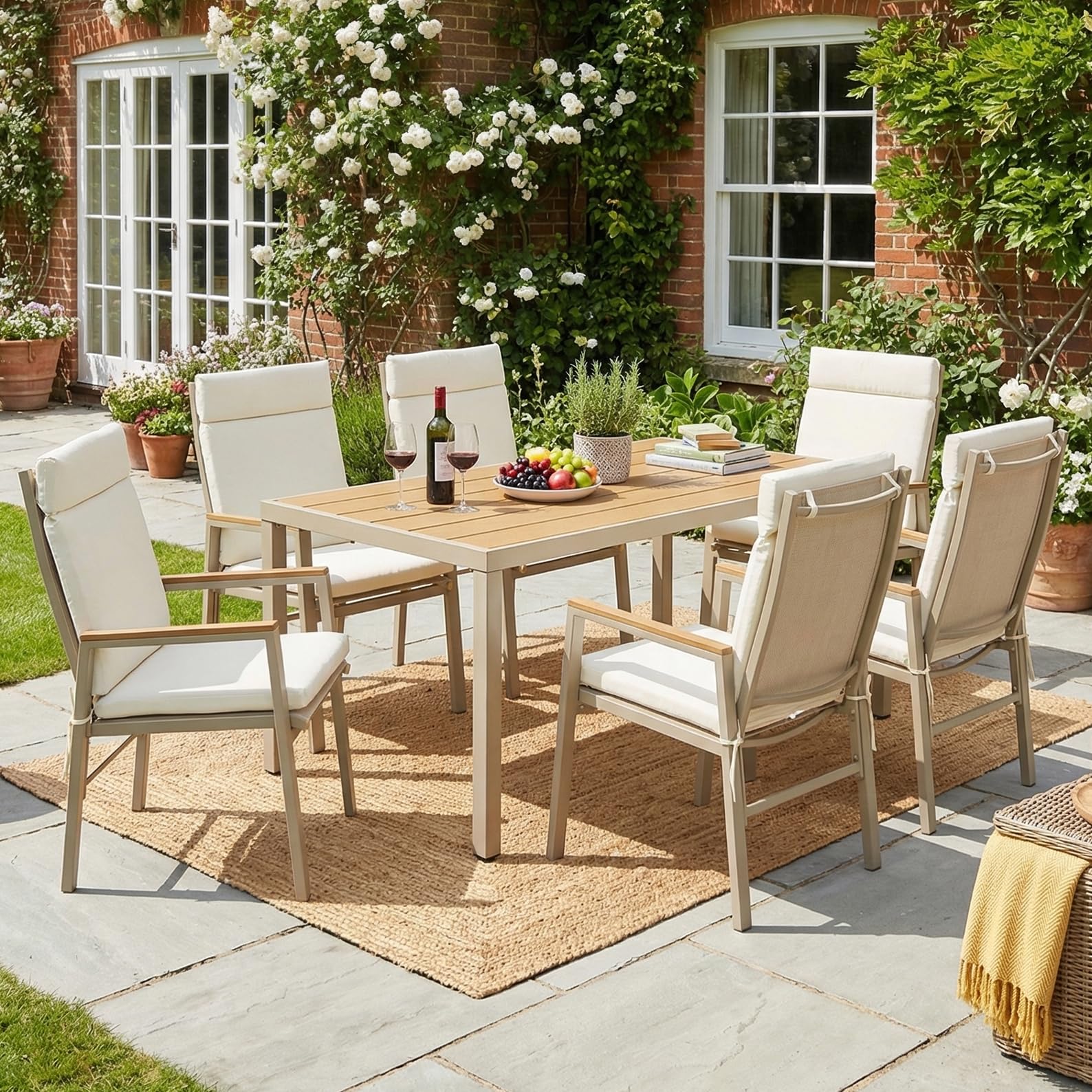 Shye Set da pranzo da giardino, 6 persone, 1 tavolo e 6 sedie, ferro zincato, piano in legno di plastica, cachi, beige