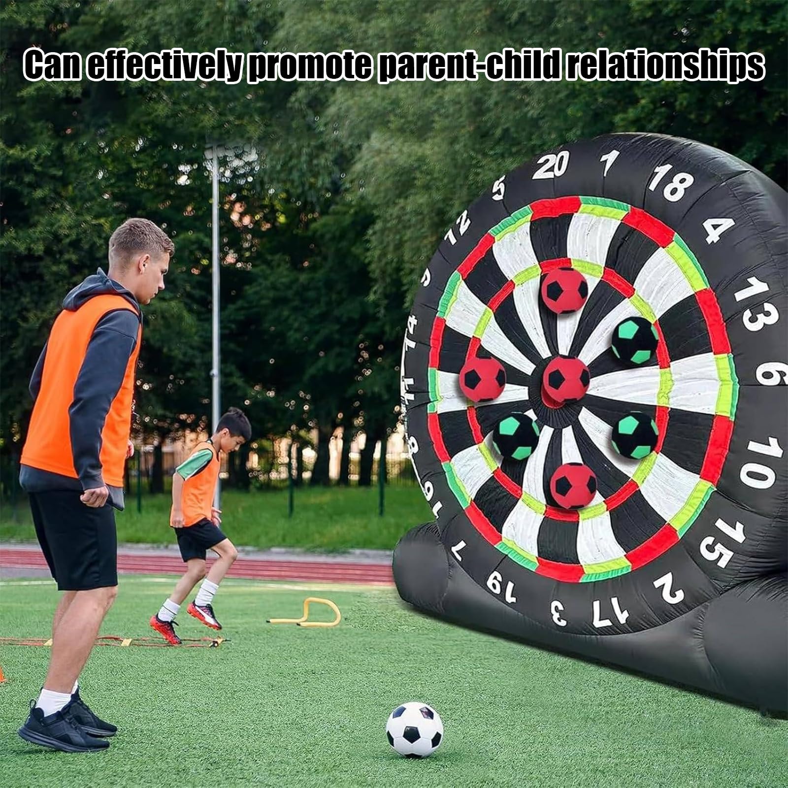 Outdoor Fußball Dartscheibe mit Fußballbällen Riesen Spiel Set inklusive Luftpumpe und Reparaturset für sportliche Aktivitäten