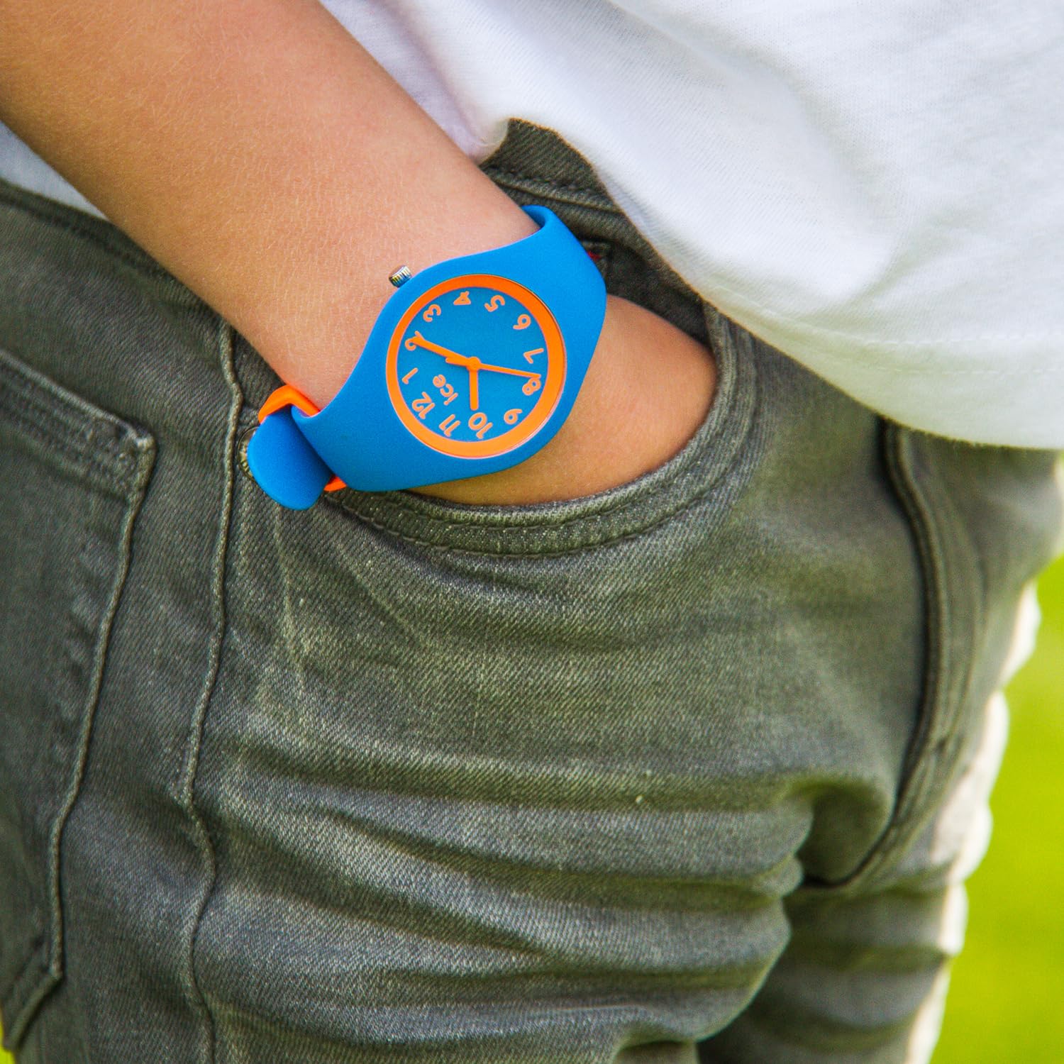 ICE-WATCH - Ice Ola Kids Robot - Montre Bleue pour Garçon avec Bracelet en Silicone - 014428 (Small)