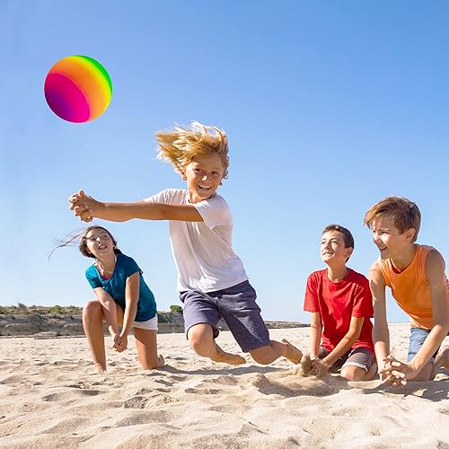 Miniatura 7 de Rainbow Sports Balls - Juego de 4, 1 de cada una de 8.5 pulgadas de fútbol, baloncesto, fútbol y voleibol para parque infantil, juego de pelota